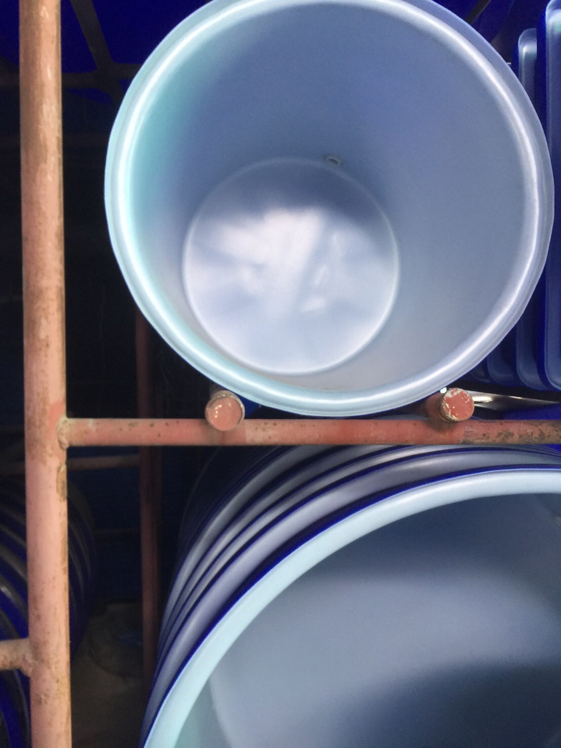 ถังกลมปากกว้าง 200 ลิตร ทรงสูง