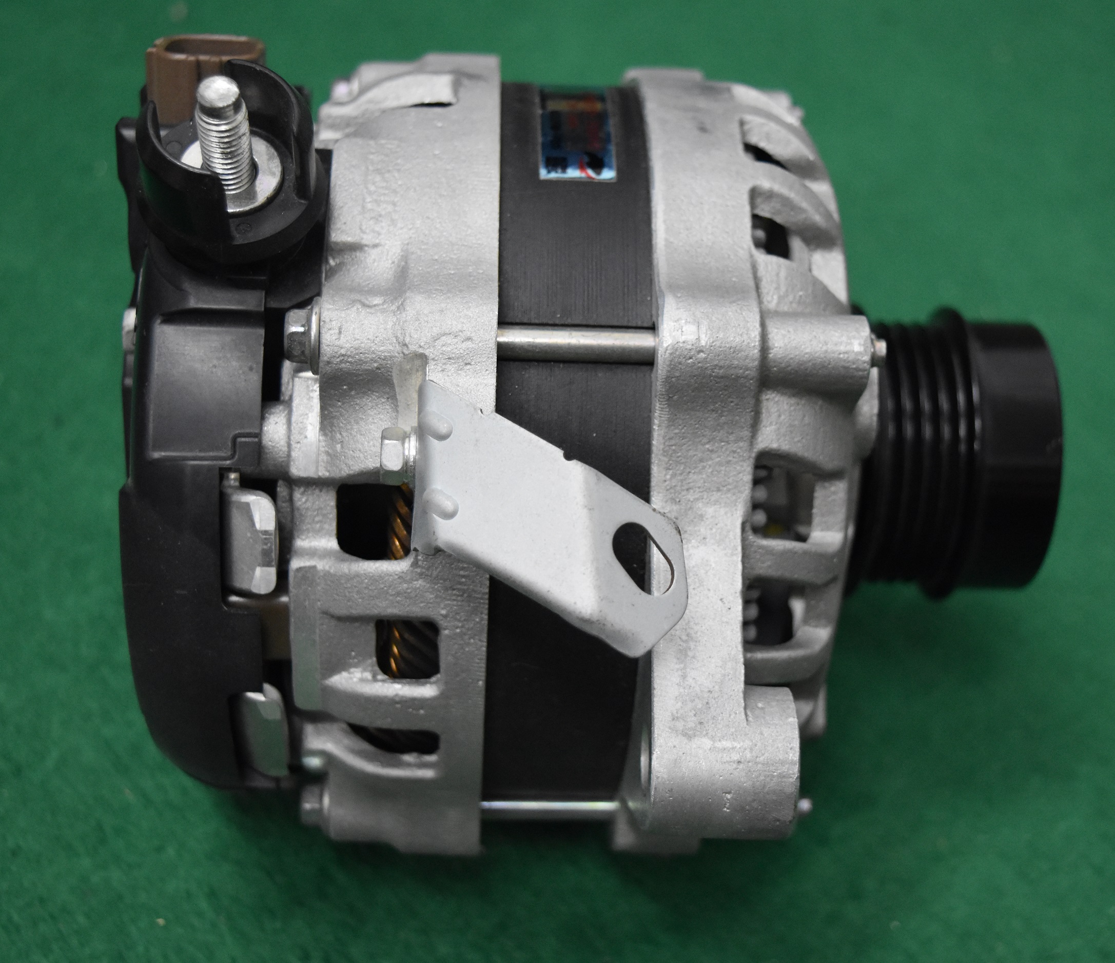 ไดชาร์จ Toyota VIOS / YARIS (NZ-Engine) 12V-180A, 280A