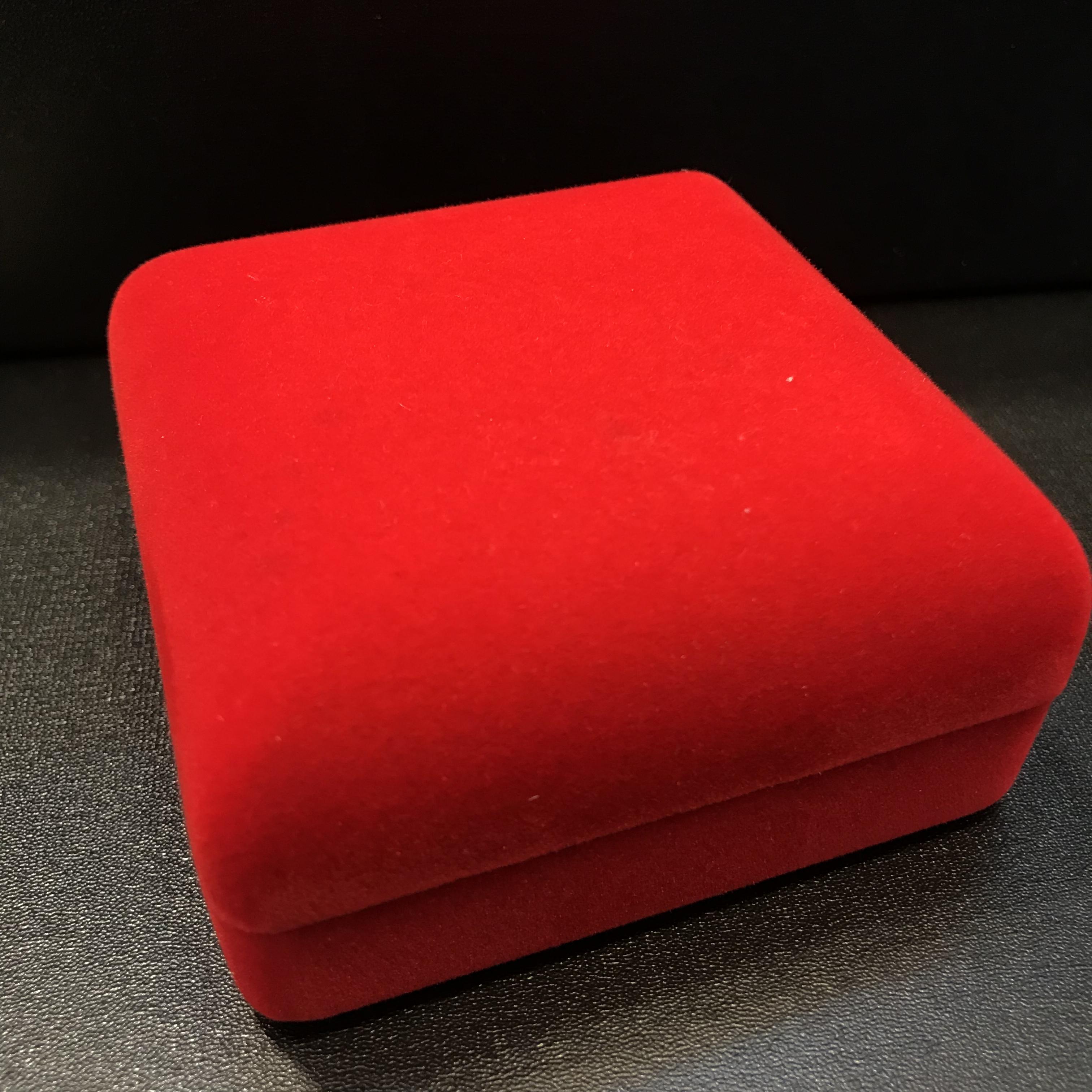 พระหลวงปู่ทวด ภปร. ปี 2547 พิมพ์สี่เหลี่ยมใหญ่-เล็ก(2องค์)เนื้อว่านดำหลัง ภปร. ทองคำ(หายาก1ใน999ชุด)