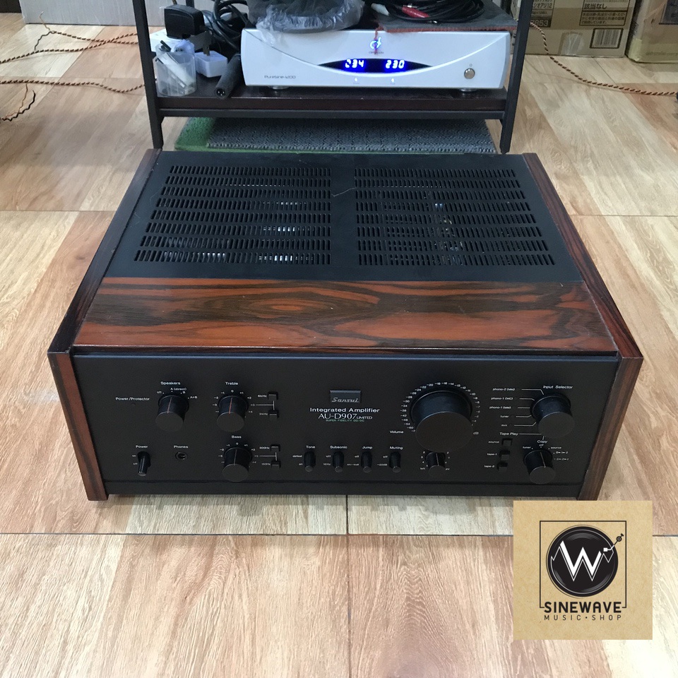 Integrated Amp ยี่ห้อ Sansui รุ่น AU-D907 Limited (Made in Japan)