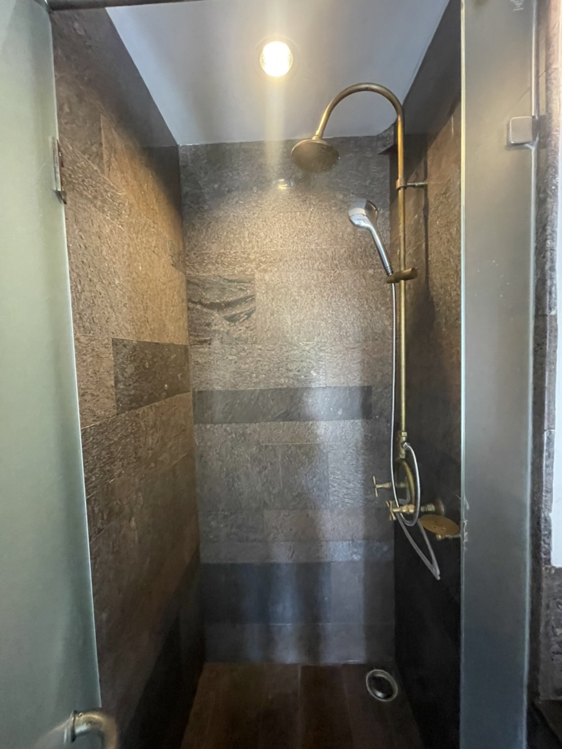 For Rent : Kathu Green Golf Resident, 1 Bedroom 1 Bathroom, 2nd Flr.