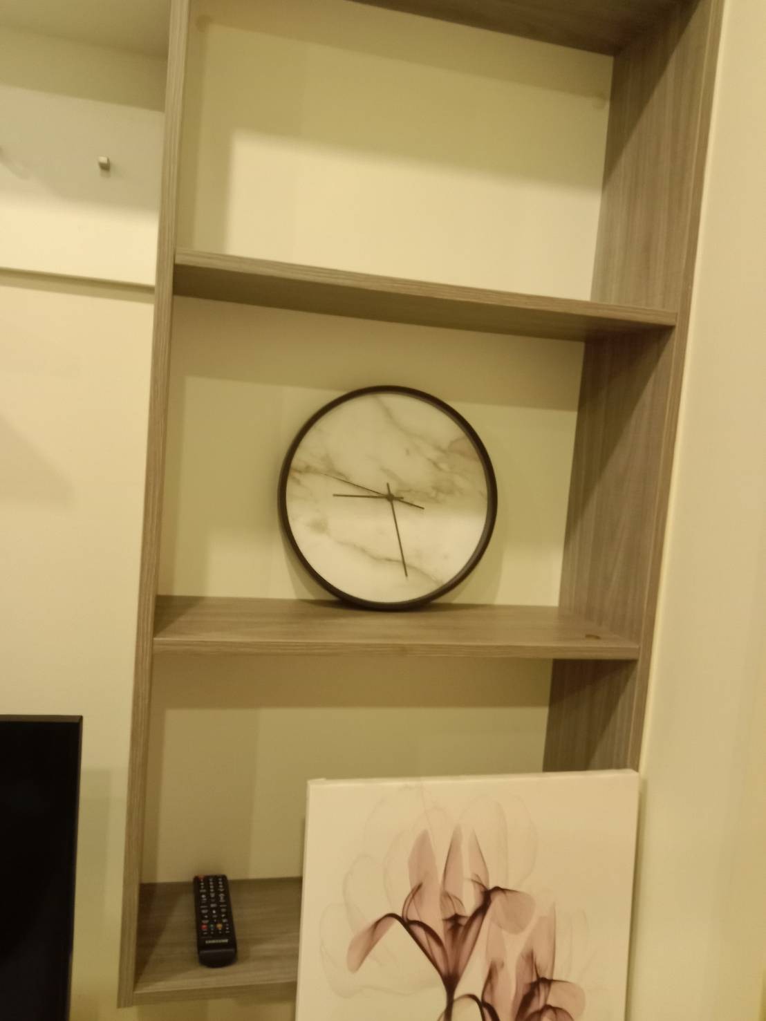 For Rent : Wichit, The Base Downtown, 1 Bedroom 1 Bathroom, 5th flr., Garden View.