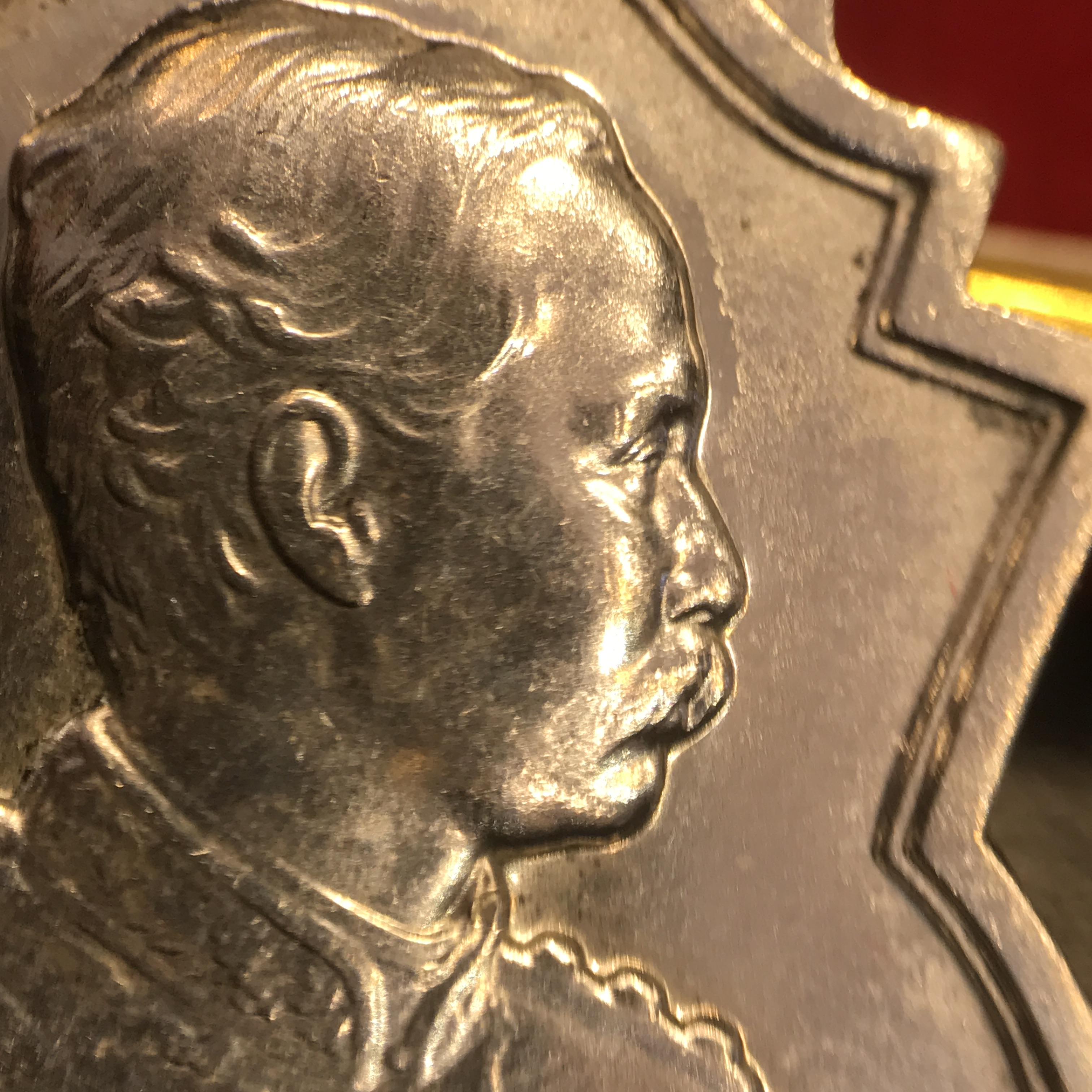 เหรียญ ร.5 ครบ99ปี โรงเรียนนายร้อย จปร. จ.นครนายก ปี2529 เนื้อเงิน(ในหลวงร.9เสด็จในพิธี)