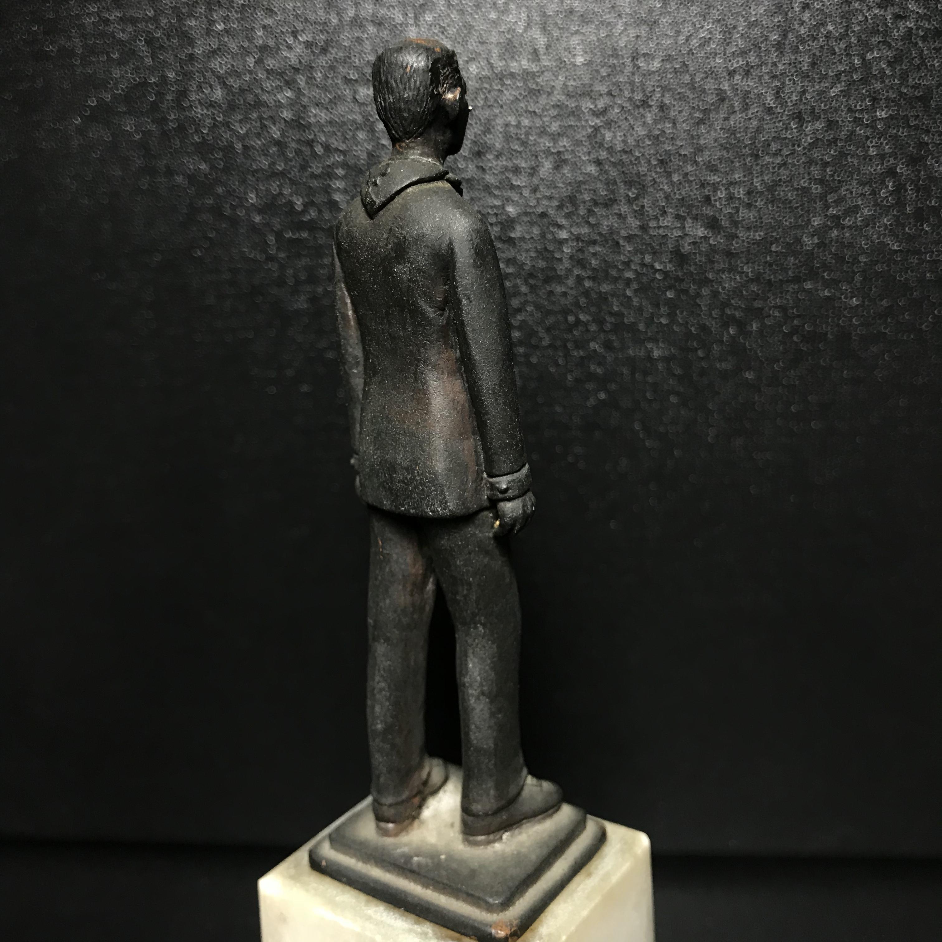 พระบรมรูปหล่อ ผู้ให้กำเนิดลูกเสือชาวบ้าน ในหลวงรัชกาลที่ 9 ทรงชุดลูกเสือชาวบ้าน ฐานหินอ่อน(หายาก)