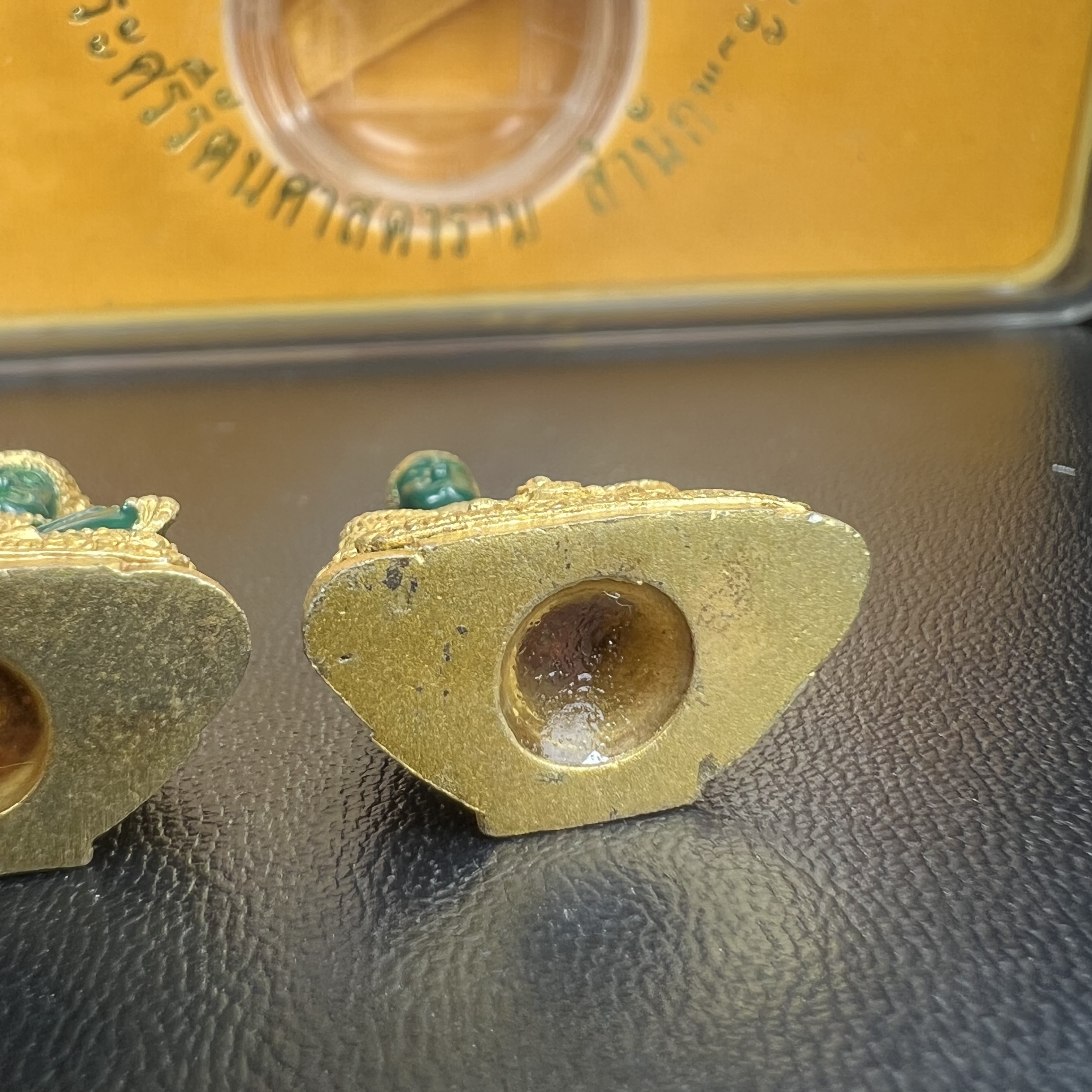 พระพุทธมหามณีรัตนปฏิมากร(พระแก้วมรกต) วัดพระศรีรัตนศาสดาราม สำนักพระราชวัง จัดสร้าง ชุด3 ฤดู ร้อน ฝน หนาว(บรรจุมวลสารใต้ฐาน)