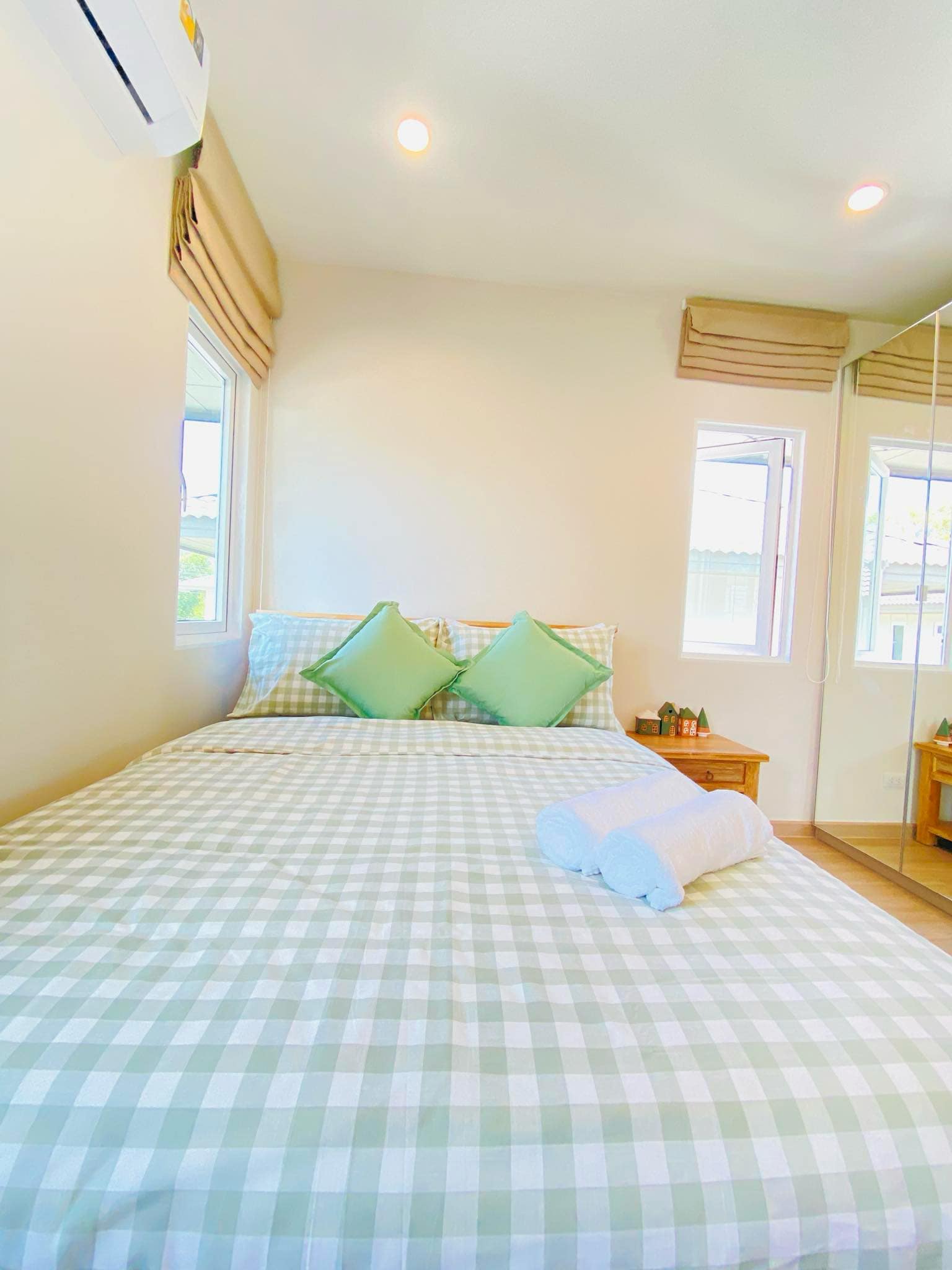 For Rent : Kohkaew, 2-Story detached house, 4 Bedrooms 3 Bathrooms