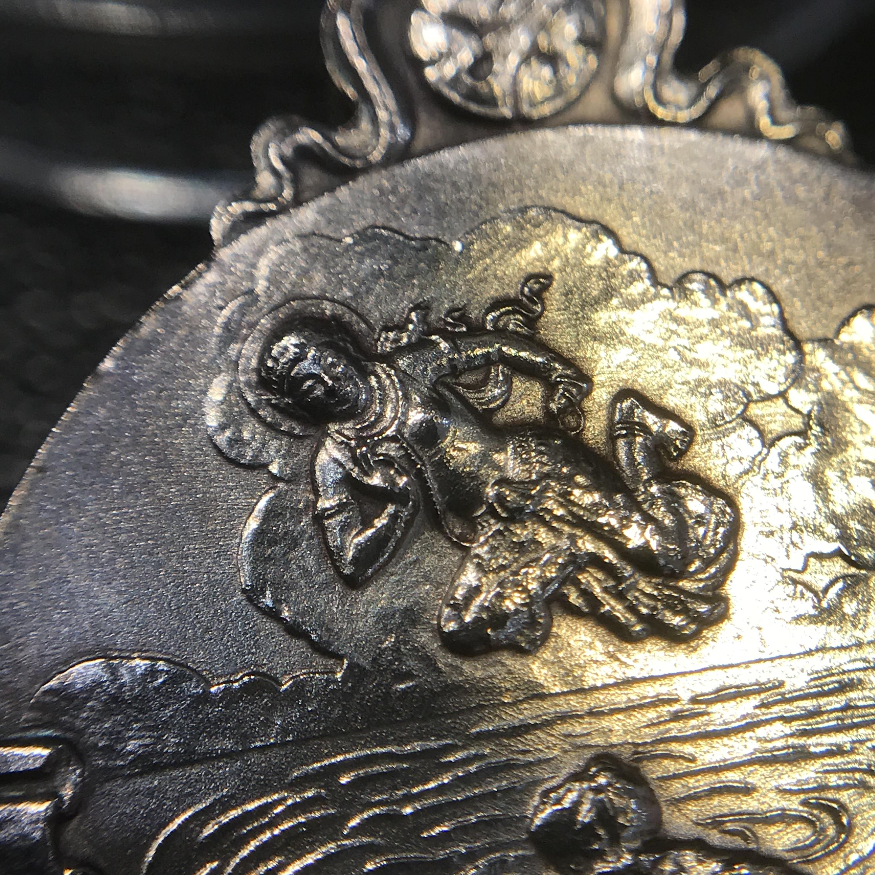 เหรียญพระมหาชนก พิมพ์เล็ก เนื้อเงิน ปี2542 พร้อมหนังสือครบชุด