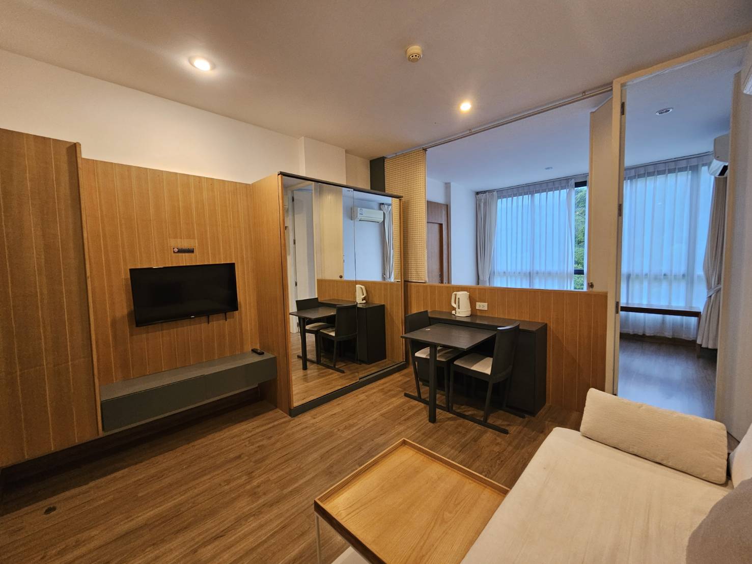 For Sale : Thalang, Hill Myna Condotel, 1 bedroom 1 bathroom, 3rd flr.