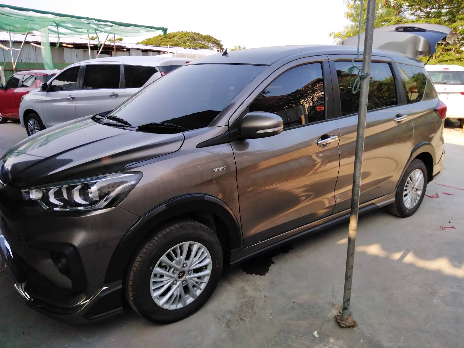 Suzuki Ertiga 2019 V.1 with custom grille bodykits by Amotriz