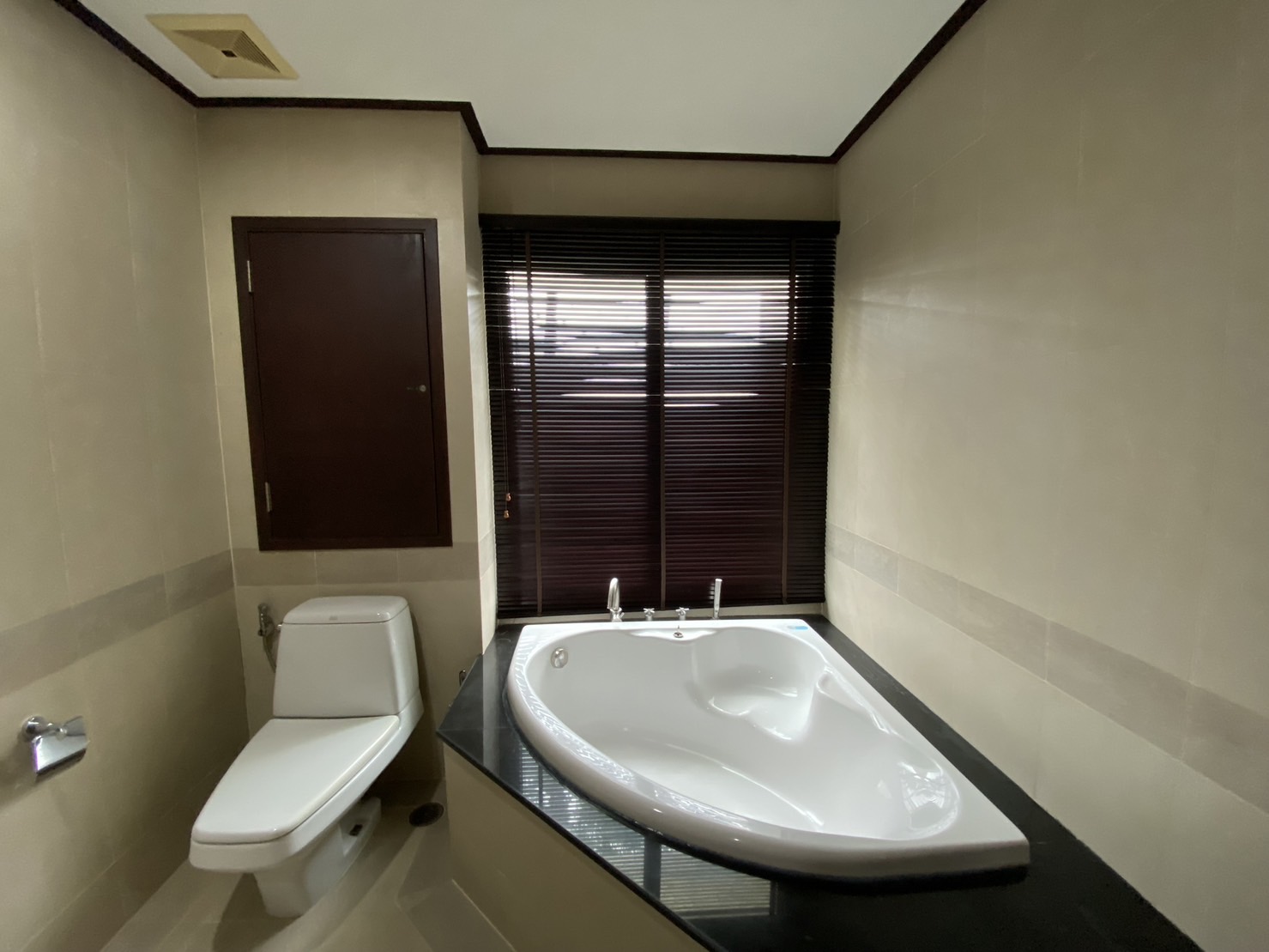 For Rent : Kathu, The Heritage Condo, 2 Bedroom 3 Bathroom, 1st Flr.