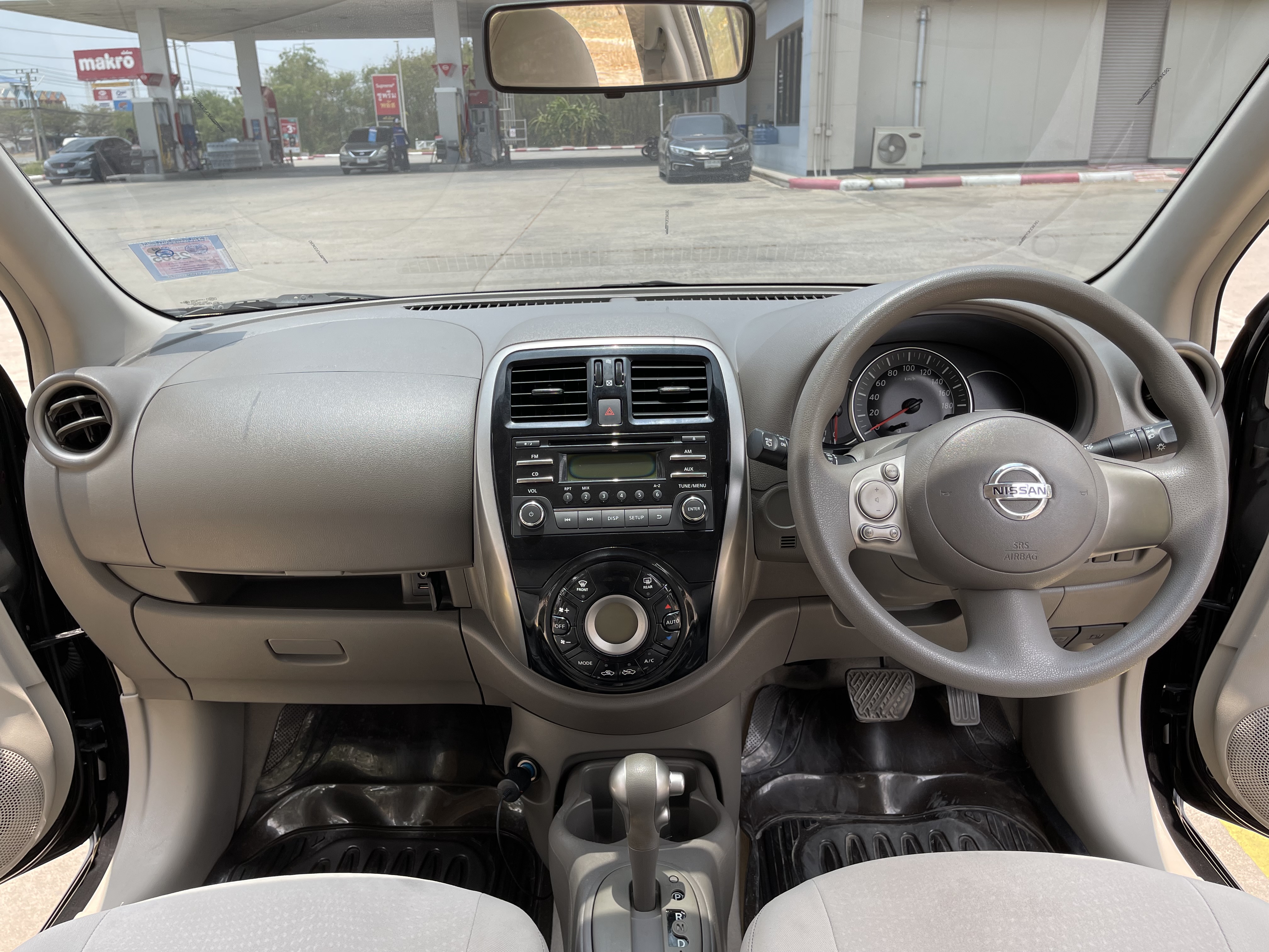 Nissan March 1.2 V At 2013 ดำ