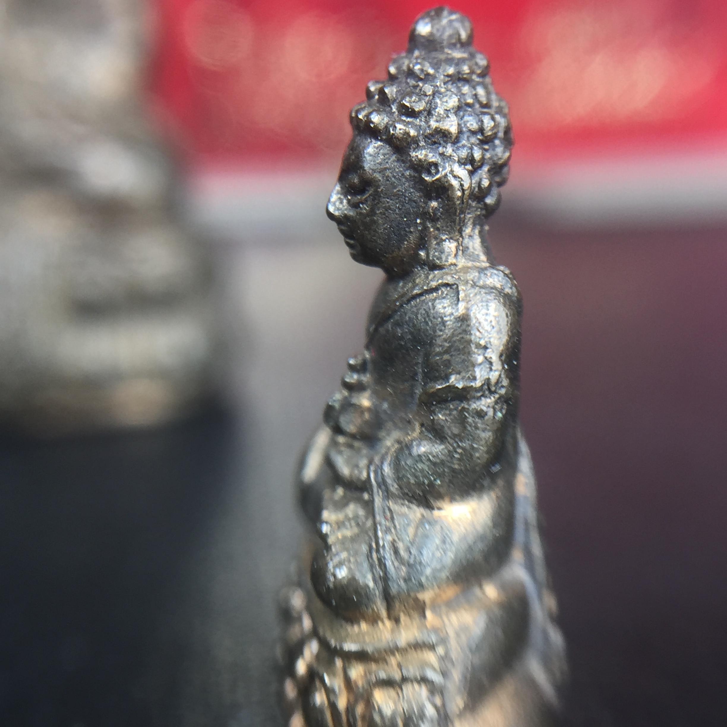 พระกริ่ง-พระชัยวัฒน์ ภปร. ธรรมศาสตร์ 50ปี เนื้อนวโลหะ ปี2527(ในหลวงรัชกาลที่9 เสด็จเททอง)(หายาก)(1ใน677ชุด)