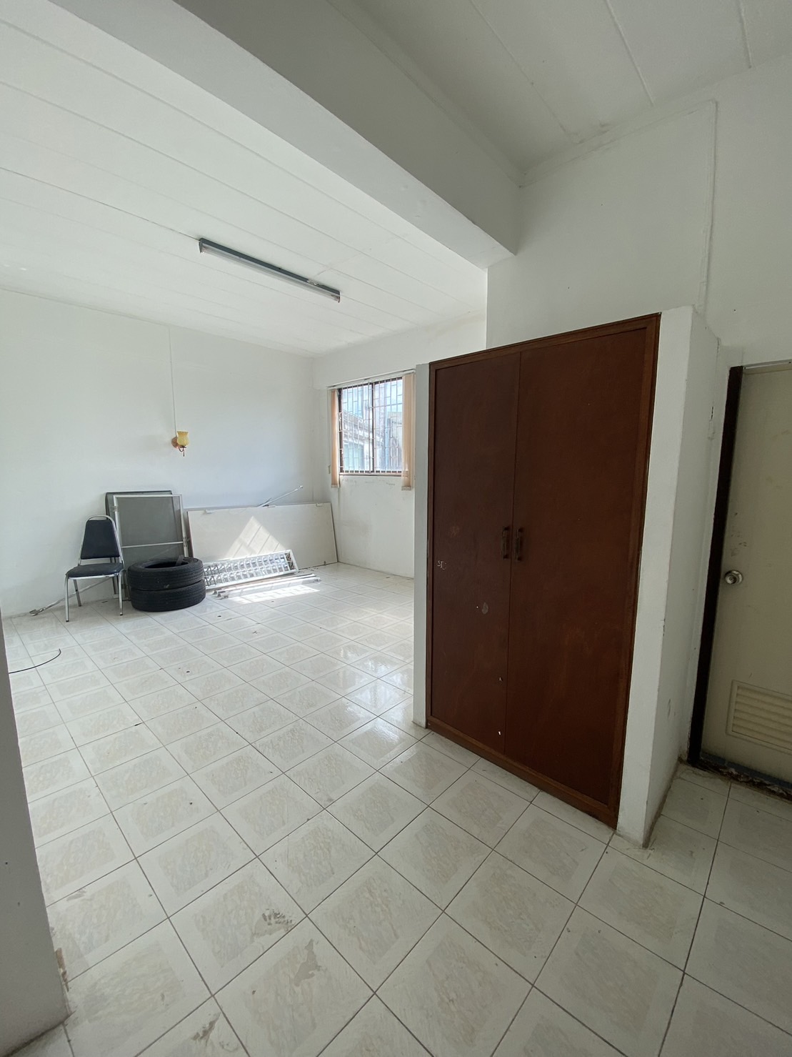 For Sales : Phuket Town, 4-story commercial building, 4 Rooms 4 Bathrooms