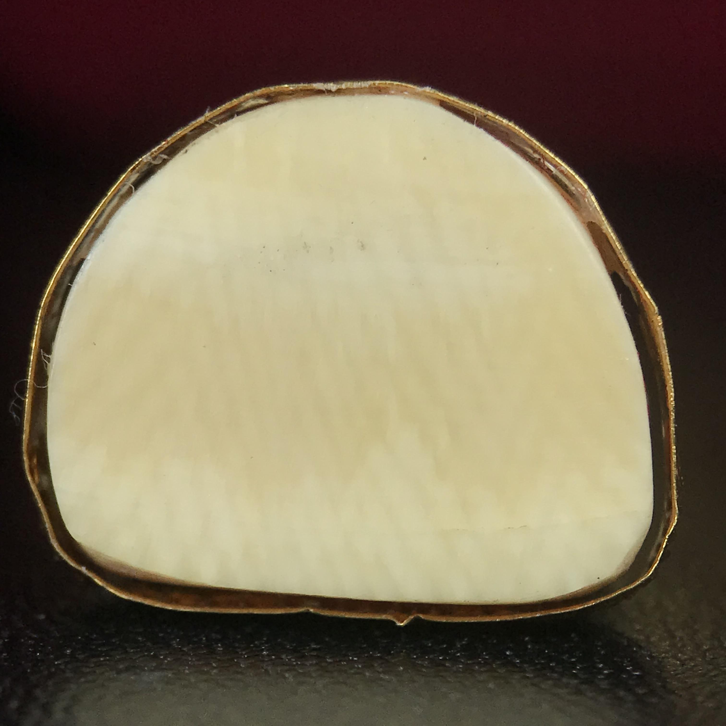 สมเด็จพระพุฒาจารย์ (โต พรหมรังสี) รุ่นคชสารหมื่นปี พ.ศ.2542 พิมพ์ลอยองค์(ฐานหุ้มทองคำ) ตอกโค๊ตและหมายเลข ๑๒๑๔ สภาพสวยสมบูรณ์กล่องบรรจุเดิมครบ (เลขสวยผลรวมได้แปด มีกินมีใช้ไม่มีหมด)(1ใน 9999 องค์)หายากพบเจอน้อยมาก