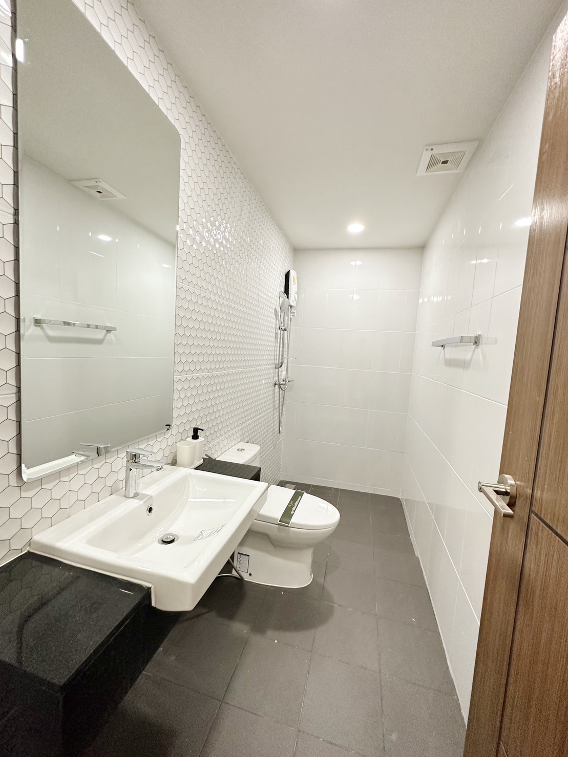 For Sales : Thalang, Private Town Home, 3 Bedrooms 3 Bathrooms