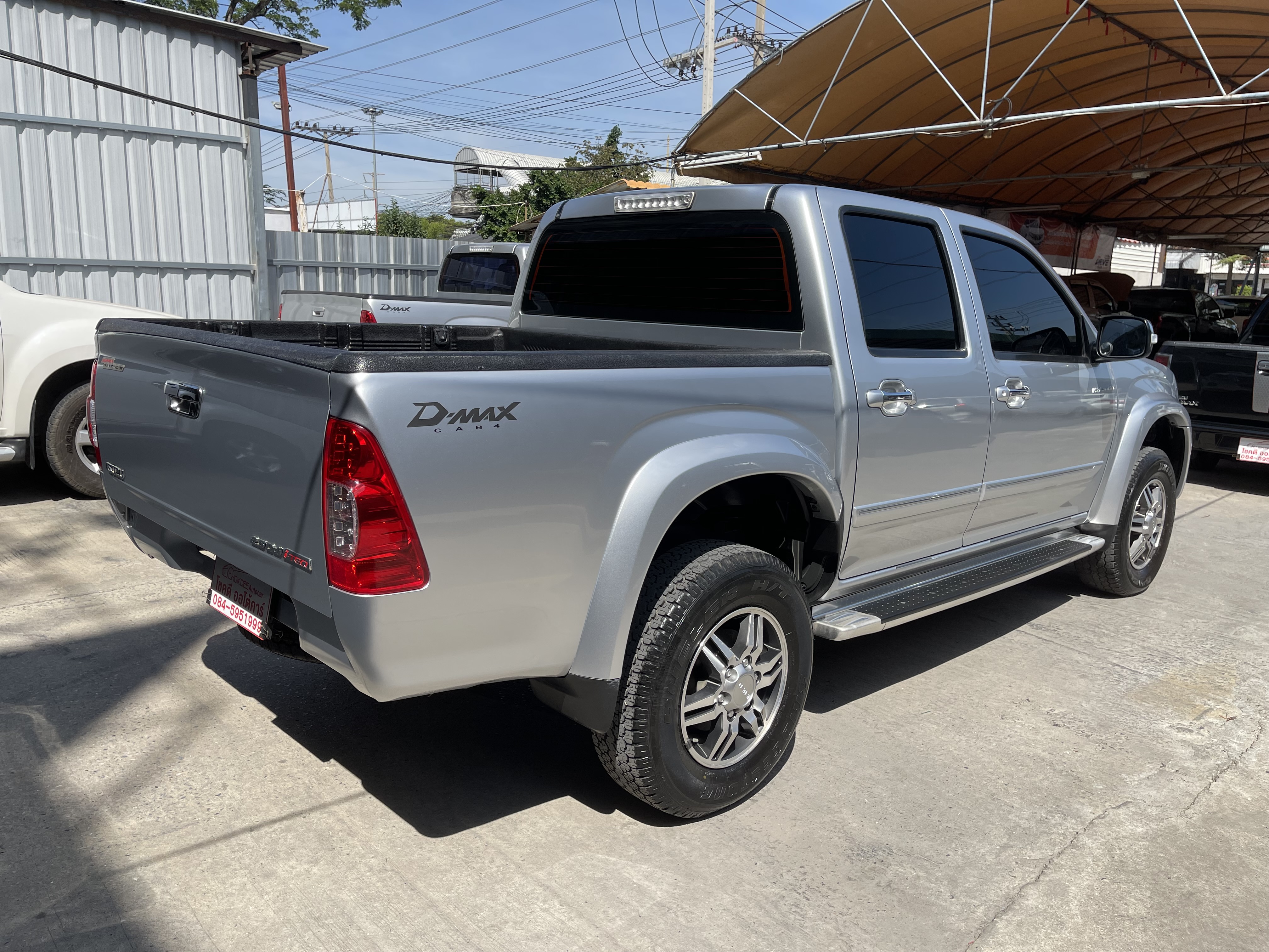Isuzu Dmax 4ประตู Hilander 2.5 Abs 2010 เงิน