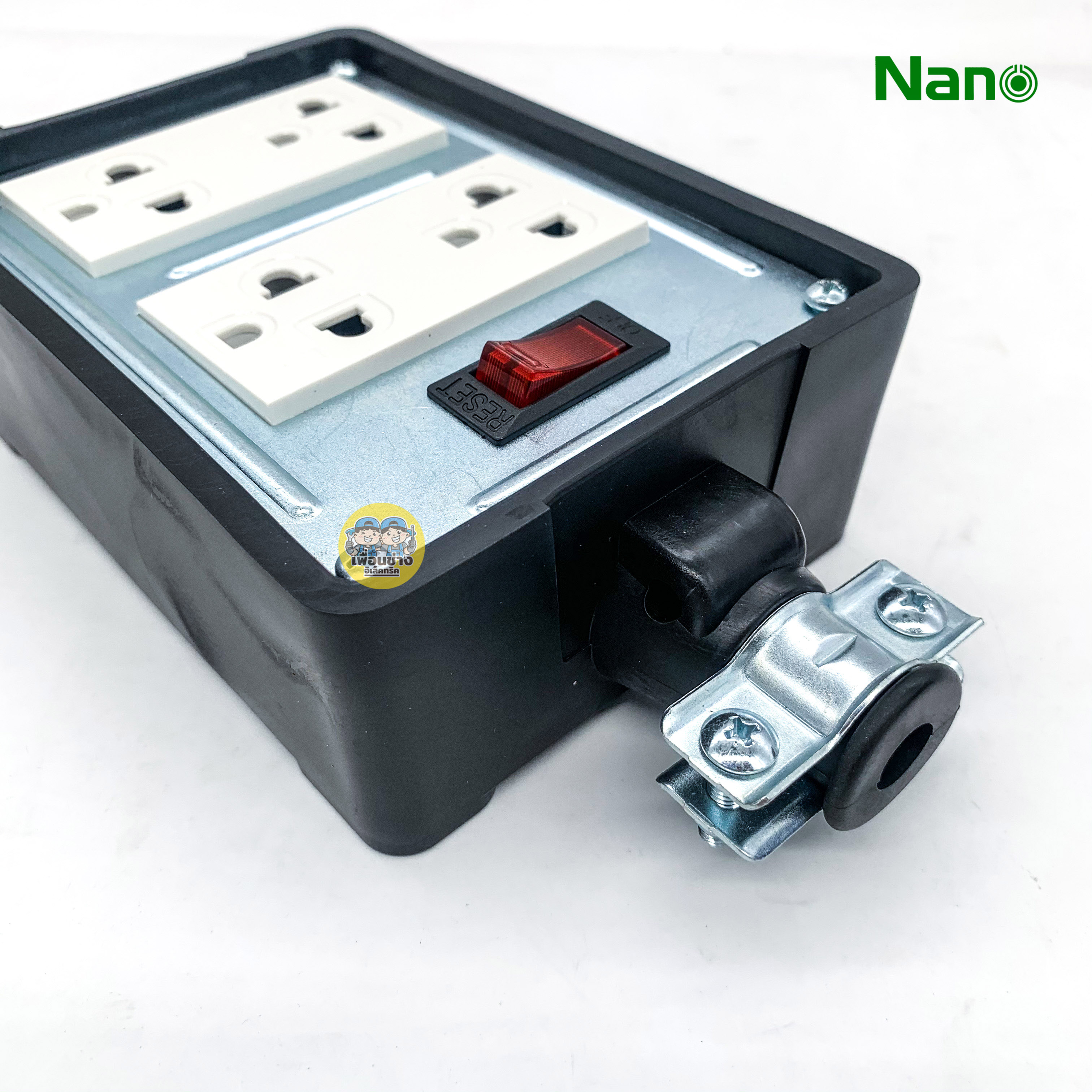 NANO ปลั๊กพ่วงบล็อกยาง 4x4 มีสวิตซ์ พร้อมสาย 16A 3680W แบบพร้อมใช้งาน