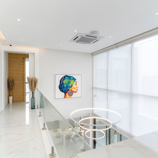 For Sales : Cherngtalay, 3-Storey Private Pool Villa @soi Pasak 8, 3 Bedrooms, 3 Ensuite bathrooms