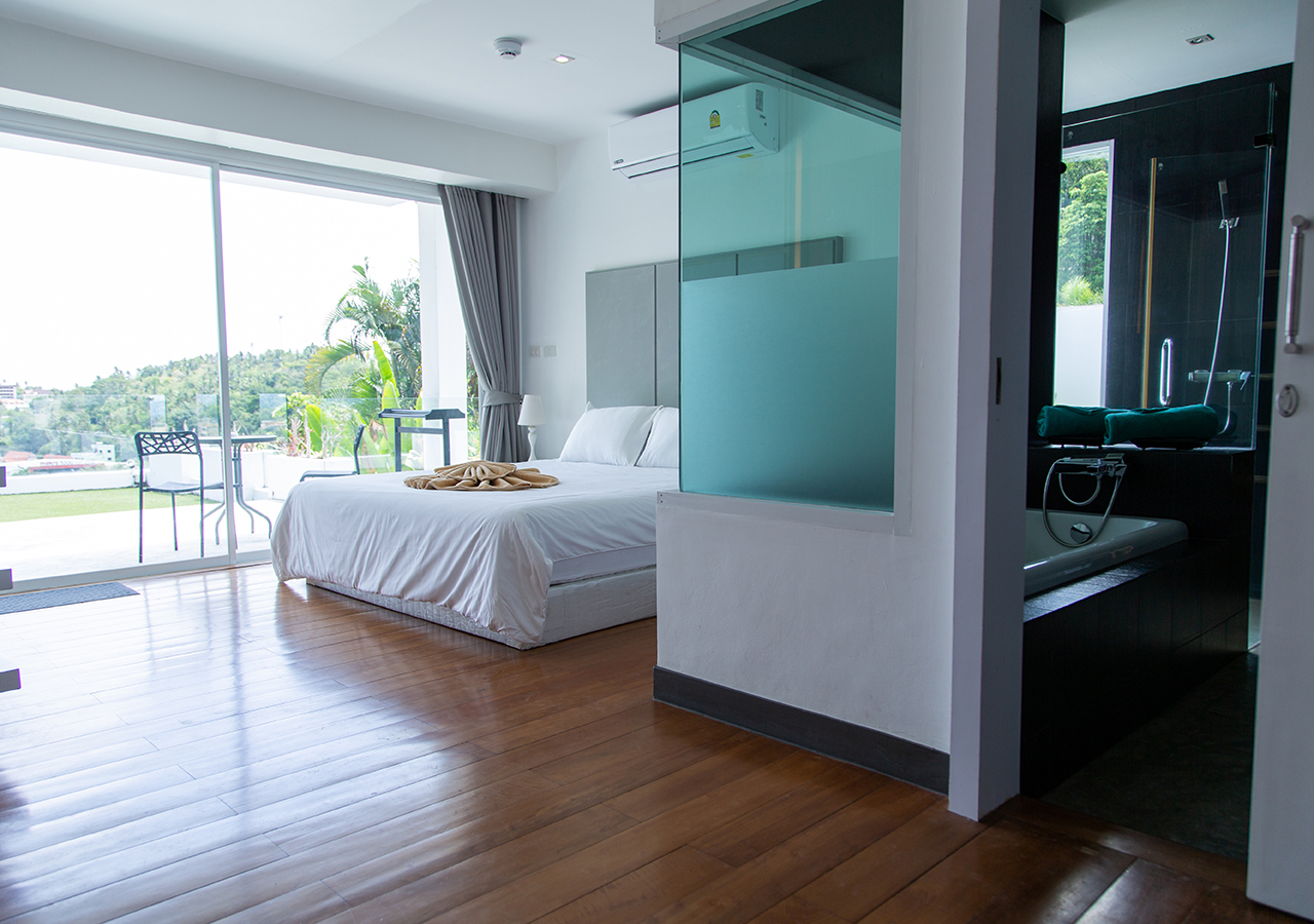 For Sale : Karon Sea view Private Pool Villa 5 bedrooms 5 bathrooms