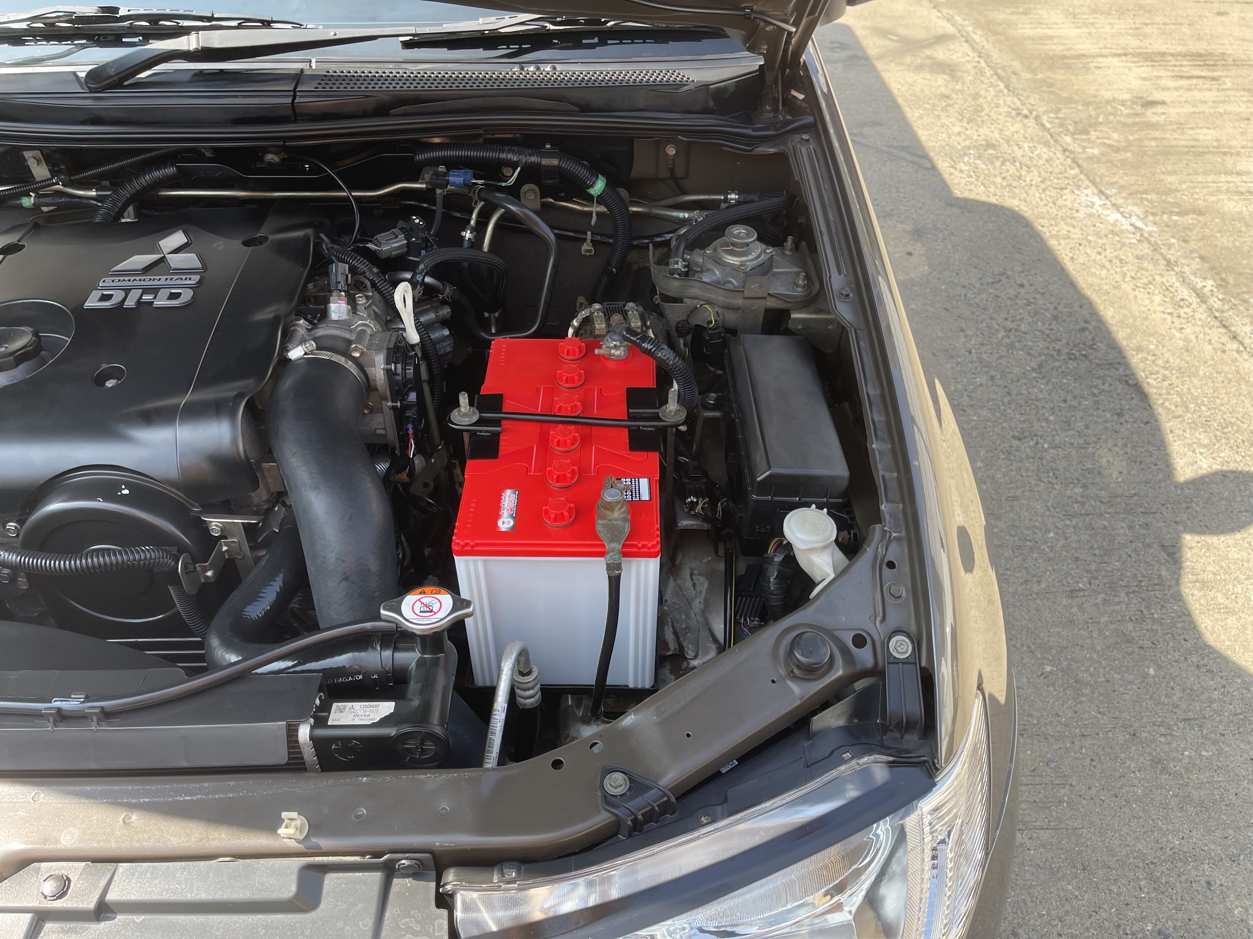 Mitsubishi Triton Cab 2.5 GLX 2014 เงิน