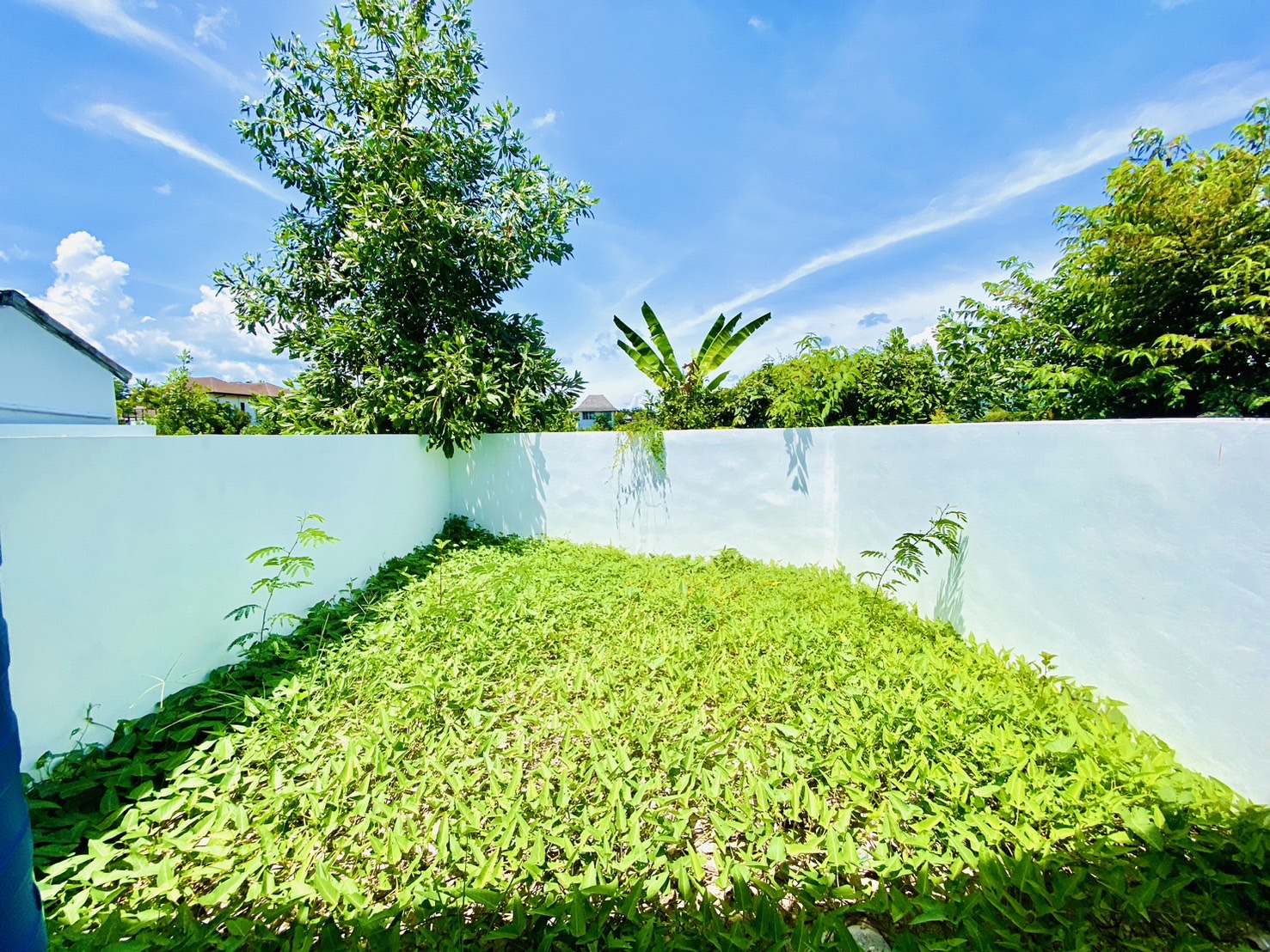 For Sale : Pasak, Luxury townhome, English style, 2 Bedrooms 1 Bathrooms