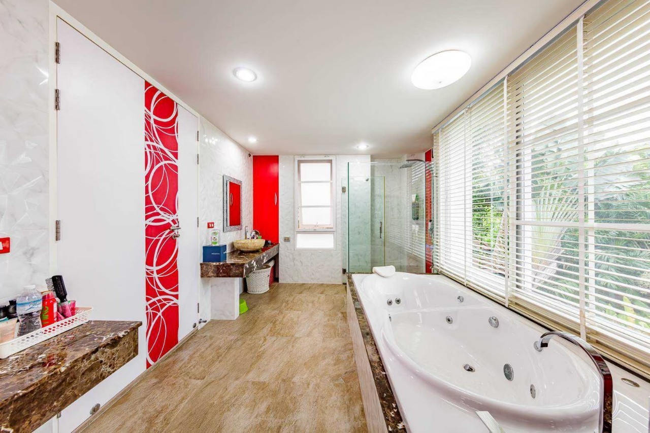 For Sale : Phuket Boat lagoon 4 Bedrooms 4 Bathrooms 163 SQ.W