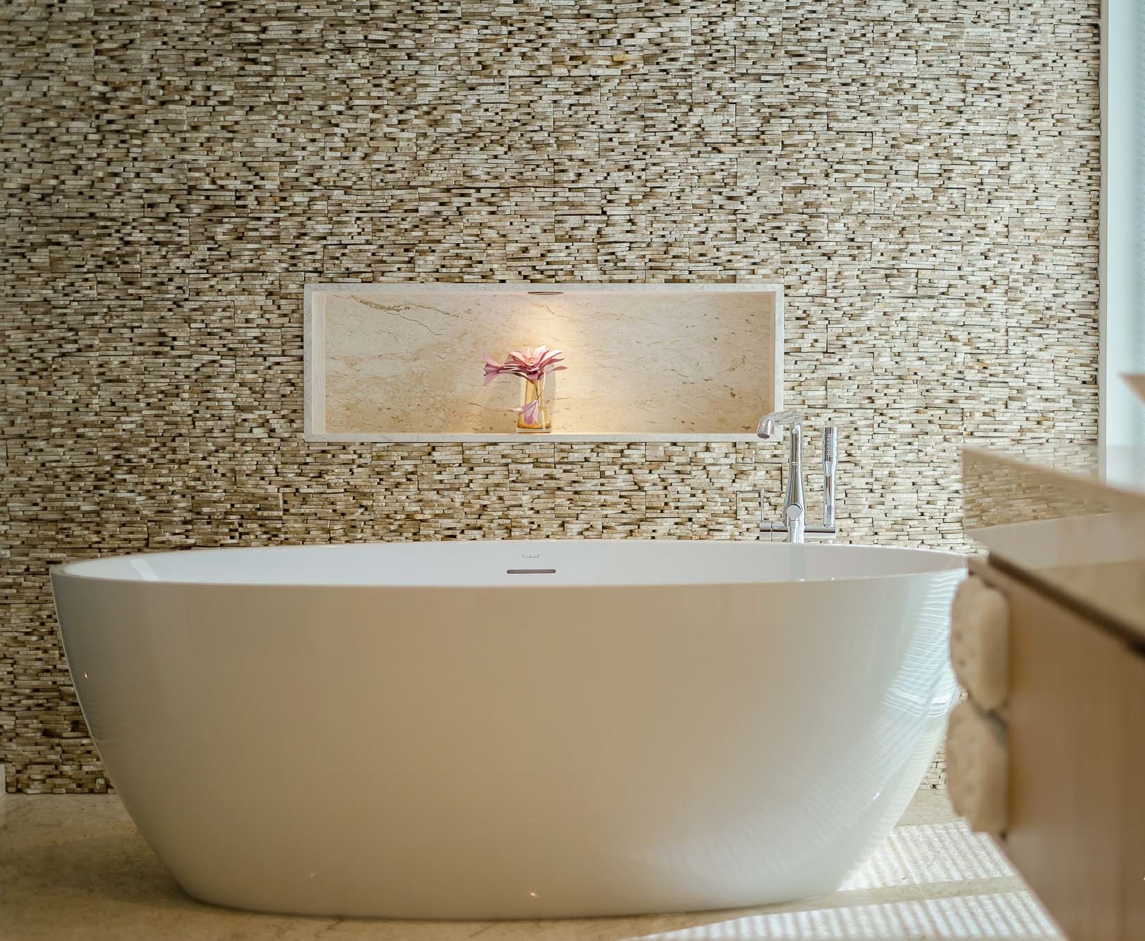 For Sale : Thalang Luxury Pool Villa, 3 bedrooms 3 Bathrooms