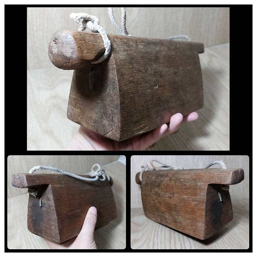 กระดึงคอวัวไม้แกะ งานเก่า ยาวรวมขั้ว 25cm