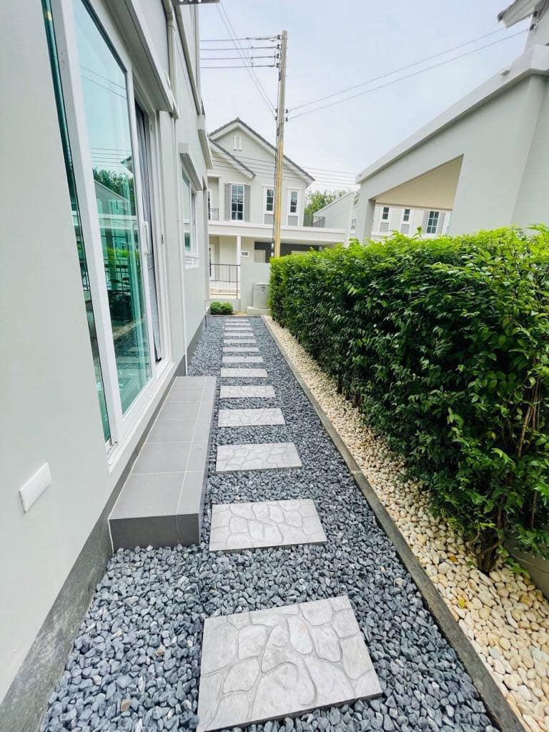 For Rent : Pakhlok, 2-Story Twin House, 3 bedrooms 3 bathrooms