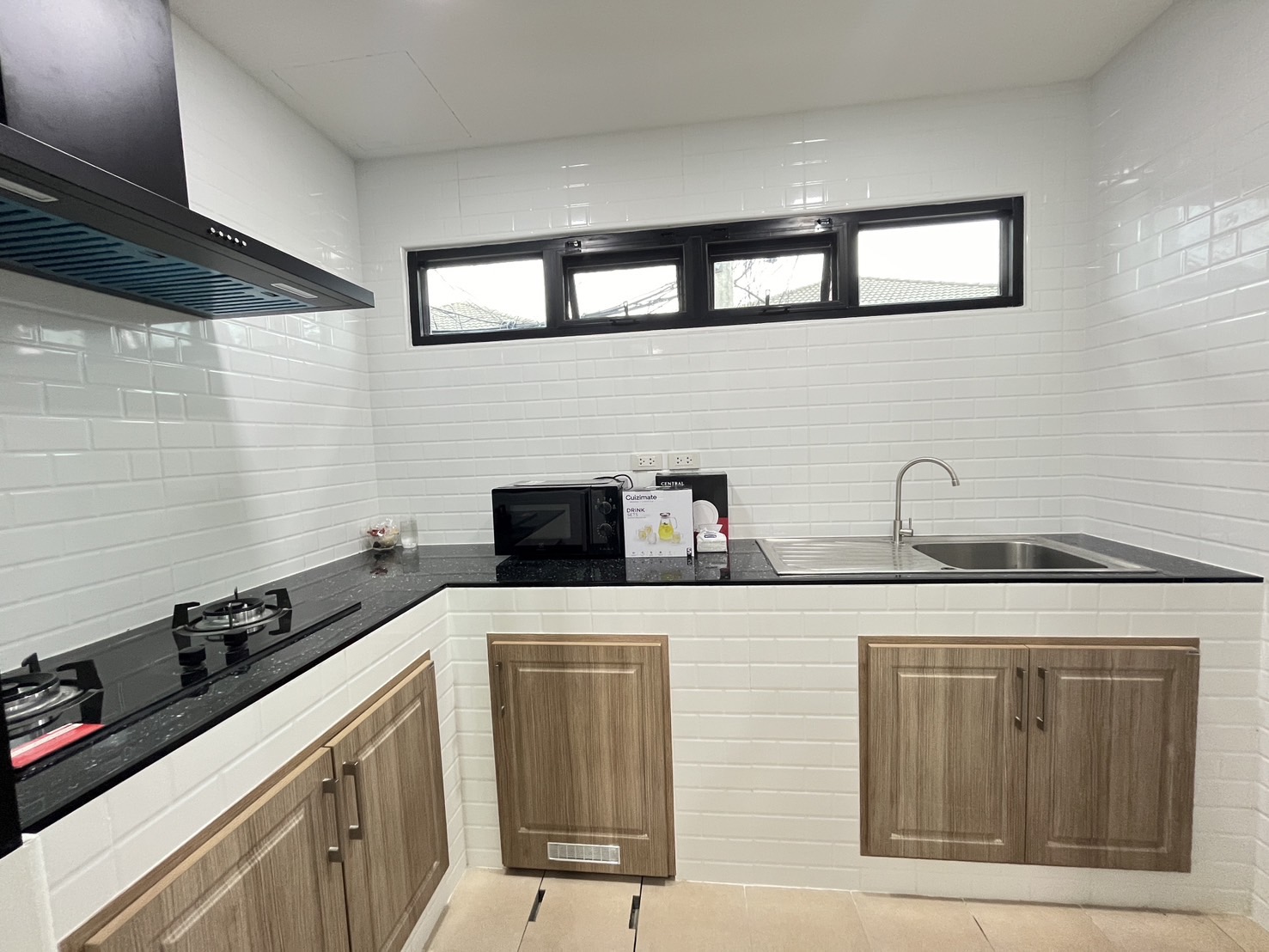 For Rent : Chalong, One-story townhome, 3 bedrooms 2 bathrooms