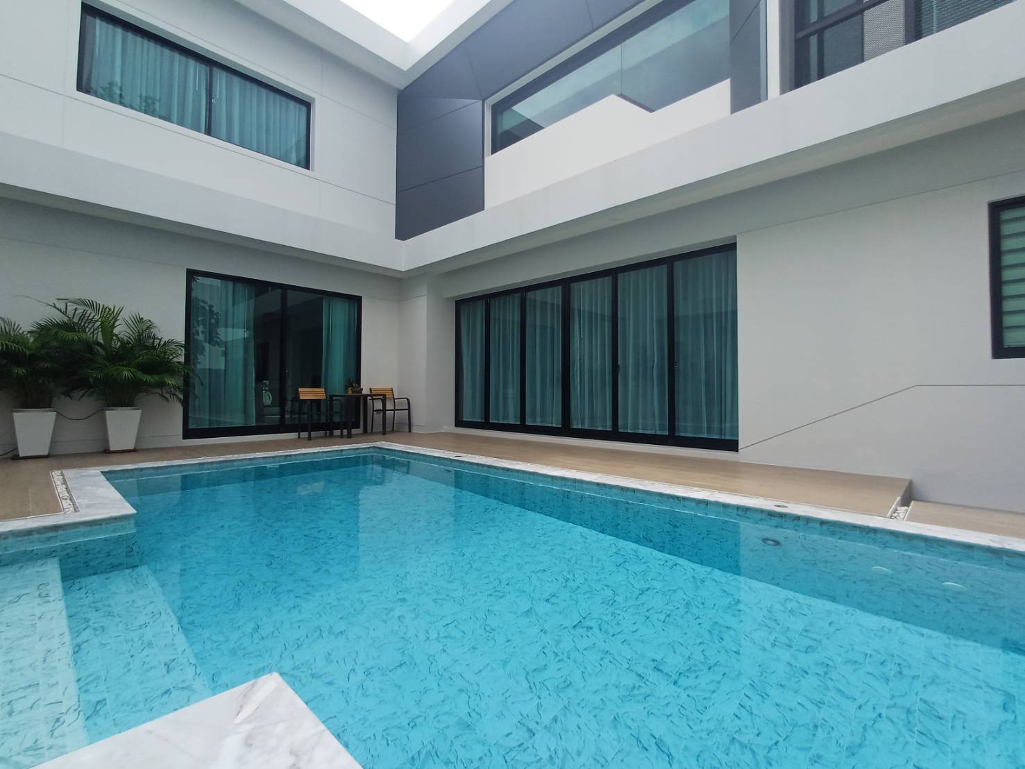 For Rent : Kohkaew, Modern style private pool villa, 4 Bedrooms 4 Bathrooms