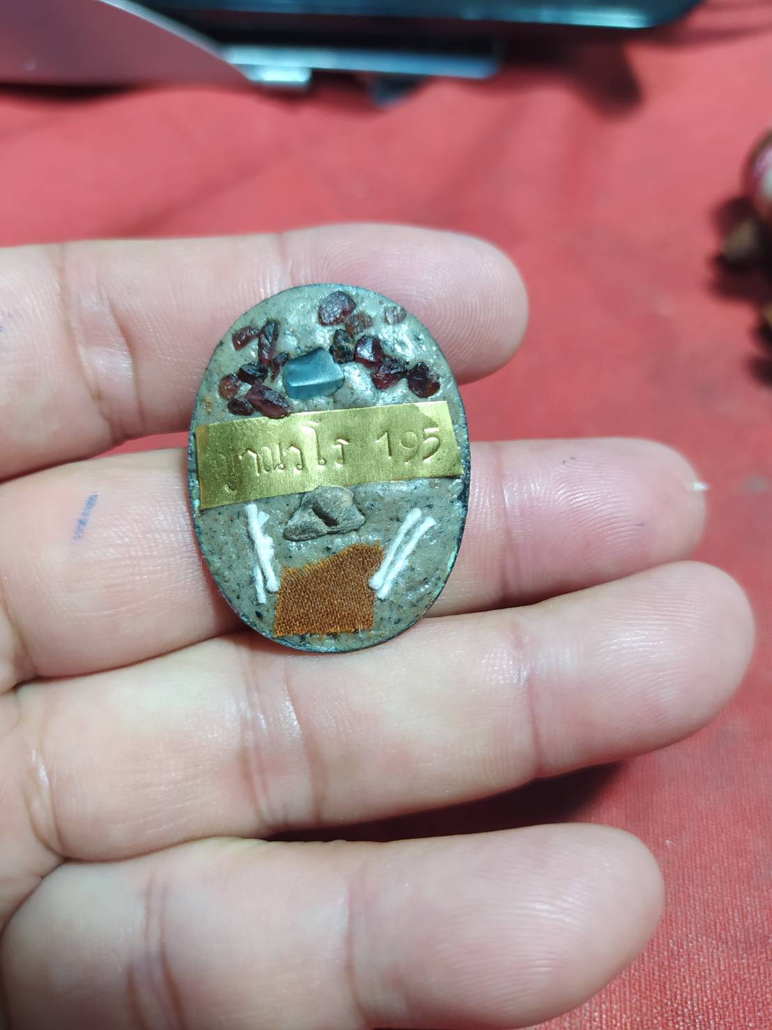 ล็อกเก็ต รุ่นมหามงคลกฐิน หลวงพ่อขันตี ญาณวโร วัดป่าม่วงไข่ อ.ภูเรือ จ.เลย 2561