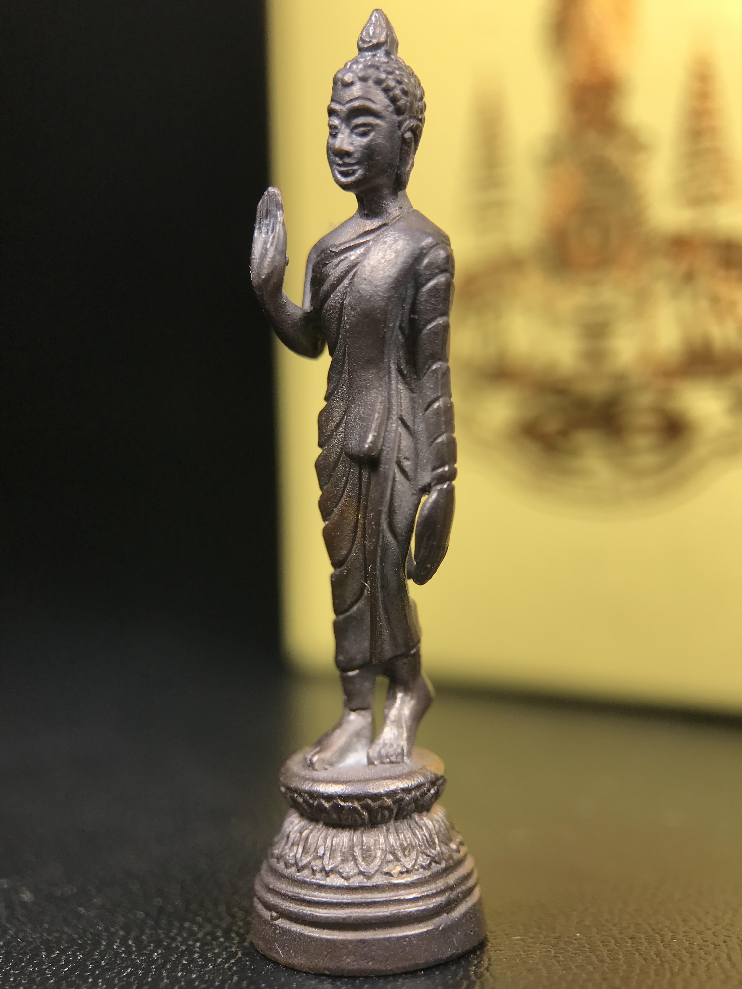 พระพุทธอภัยมงคลสมังคี วัดบวรนิเวศวิหาร ปี 2539 ลอยองค์เนื้อนวโลหะ สร้างเนื่องในมงคลโอกาสที่พระบาทสมเด็จพระเจ้าอยู่หัวรัชกาลที่ 9 ทรงครองสิริราชสมบัติครบ 50 ปี สมเด็จพระญาณสังวร สมเด็จพระสังฆราช เสด็จเป็นประธานในพิธีเททอง ณ วัดบวรนิเวศวิหาร(1 ใน 5000 องค์)