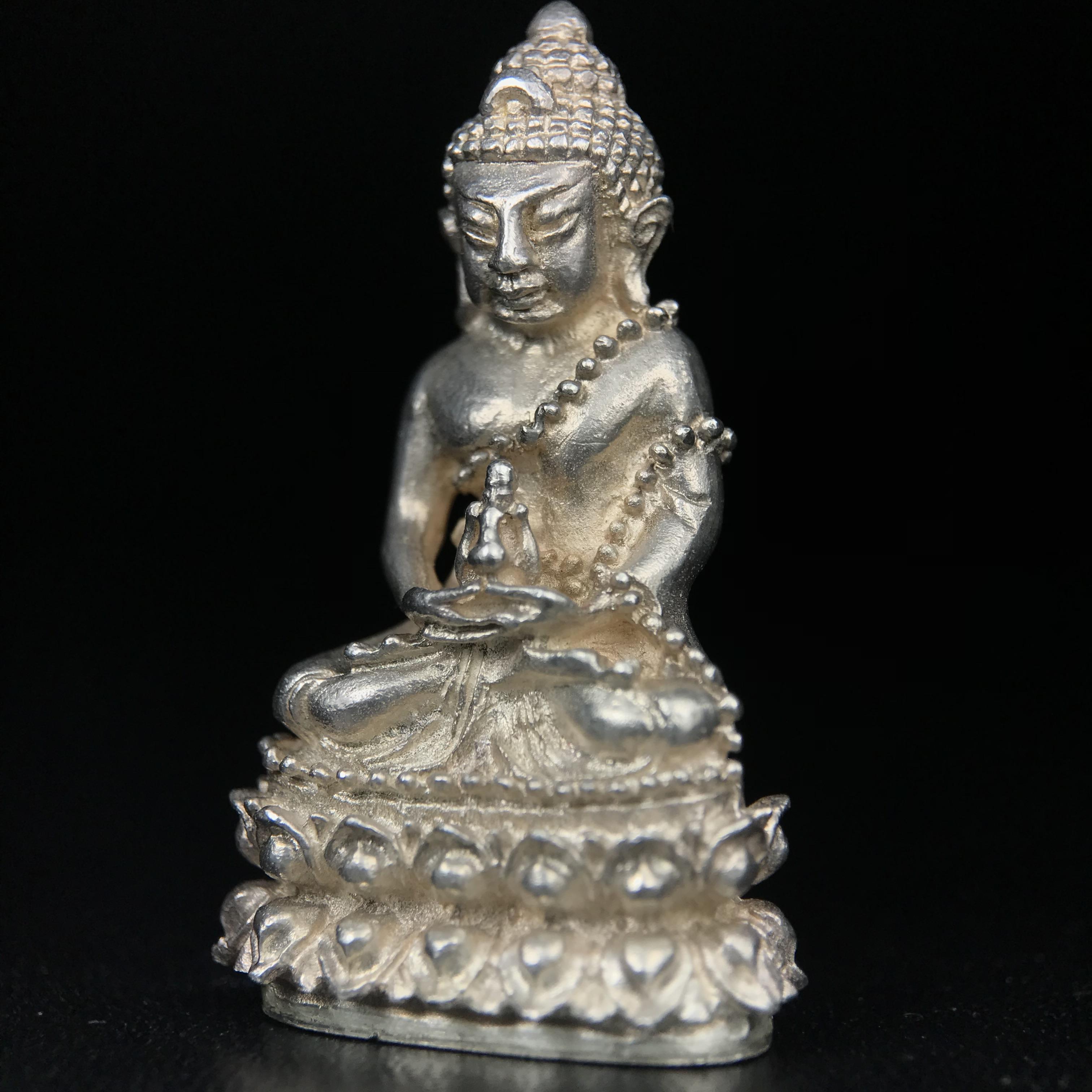 พระกริ่งญาณสังวร(พระกริ่ง ญส.)ปี 2519 เนื้อเงิน(สภาพสวยผิวเดิมขึ้นน้ำทองสวยมาก) สมเด็จพระญาณสังวรและหลวงพ่อคูณ ปริสุทโธ จับสายสูตรร่วมกันในพิธีเททอง ณ อุโบสถวัดบวรนิเวศวิหาร(พิธีใหญ่ เจตนาดี หลวงปู่โต๊ะร่วมปลุกเสก)(แบบนี้ไม่ควรพลาด)หายาก 1ใน 999 องค์