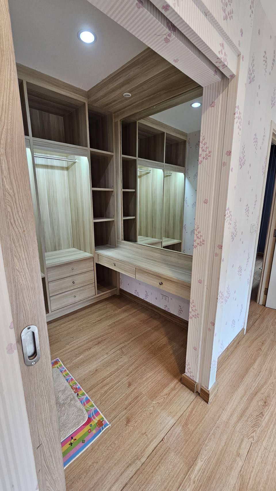 For Rent : Kathu, 2-story detached house, 4 Bedrooms 5 Bathrooms