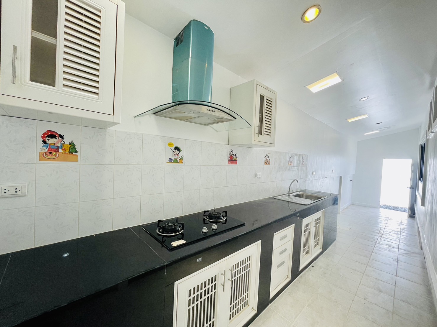 For Sales : Kohkeaw, Town Home @Chaofa Garden Home, 3 Bedrooms 2 Bathrooms