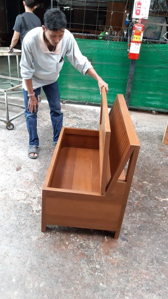 เก้าอี้นั่งเก็บของได้57x100x75ซม.ไม้สักแท้