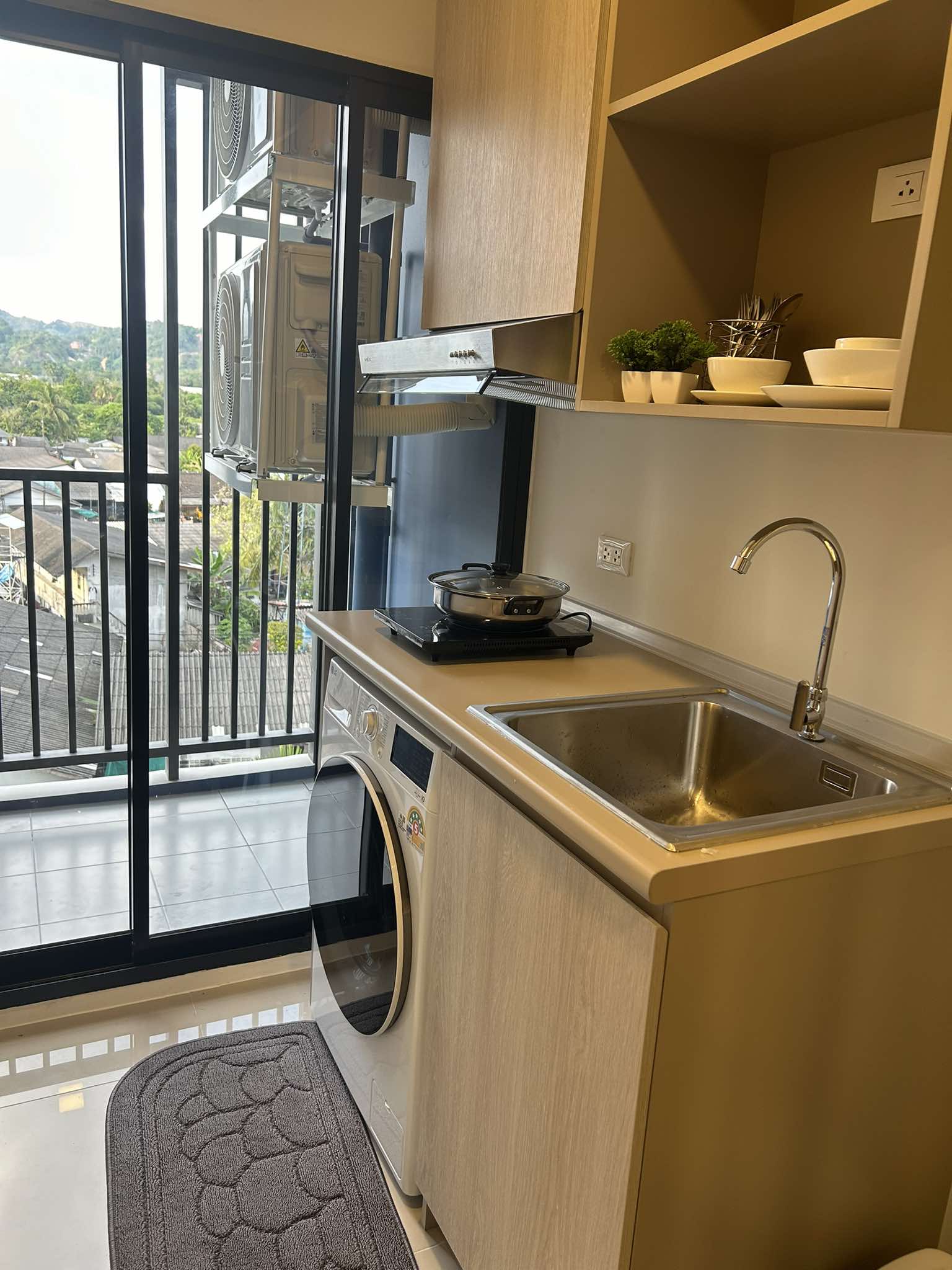 For Rent : Kathu, Dcondo Reef, 1 Bedroom 1 Bathroom, 6th flr.