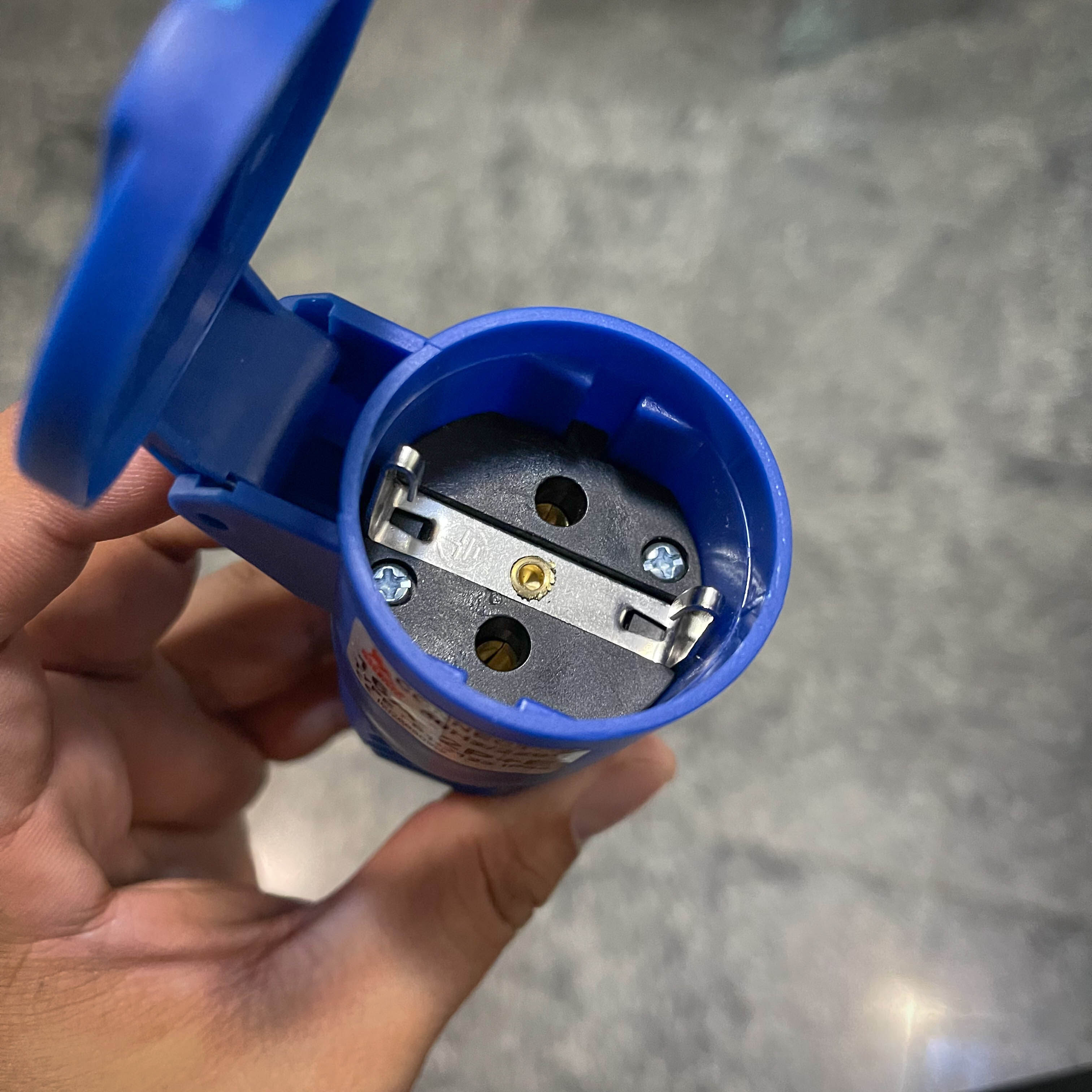 SUMO ปลั๊กพาวเวอร์ 16A ตัวผู้ ตัวเมีย 2P+1E ปลั๊ก ปลั๊กเสียบ เต้ารับ พาวเวอร์ปลั๊ก ปลั๊กเยอรมัน