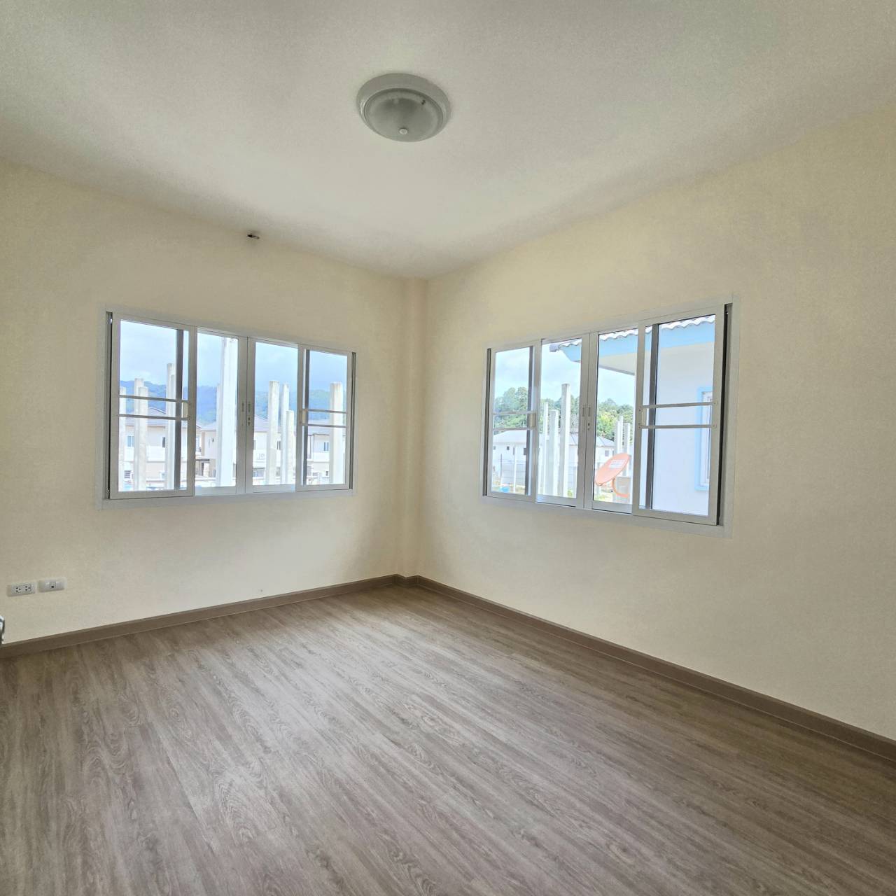 For Sales : Kathu, 2-story semi-detached house, 3 bedrooms 3 bathrooms