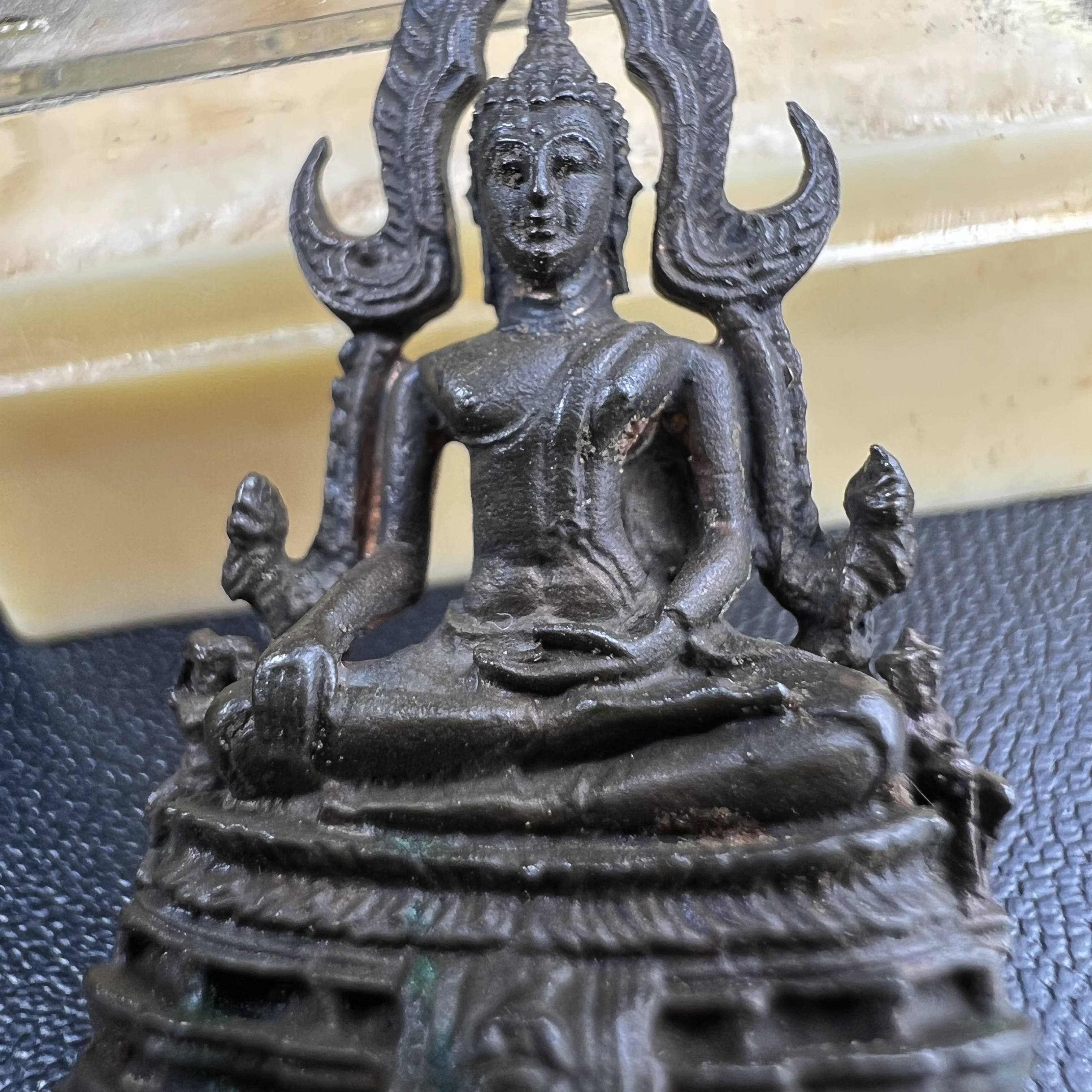 กริ่งพระพุทธชินราช ภปร. กองทัพภาคที่3จัดสร้าง ปี2517 เนื้อนวโลหะกล่องเดิม(คัดสภาพสวย)(หายาก)(ในหลวง ร.9 เสด็จในพิธี)