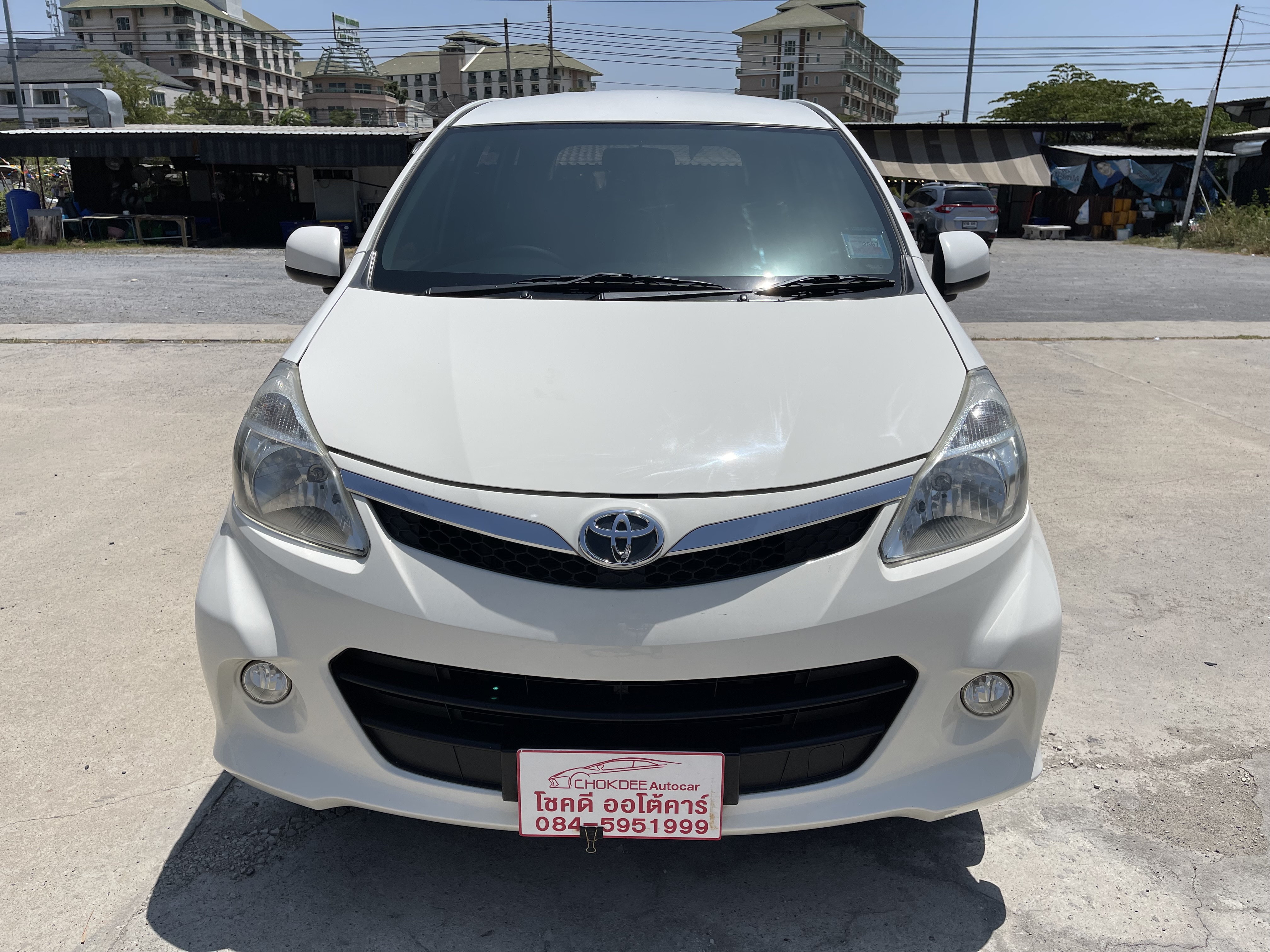 Toyota Avanza 1.5 S At 2013 ขาว
