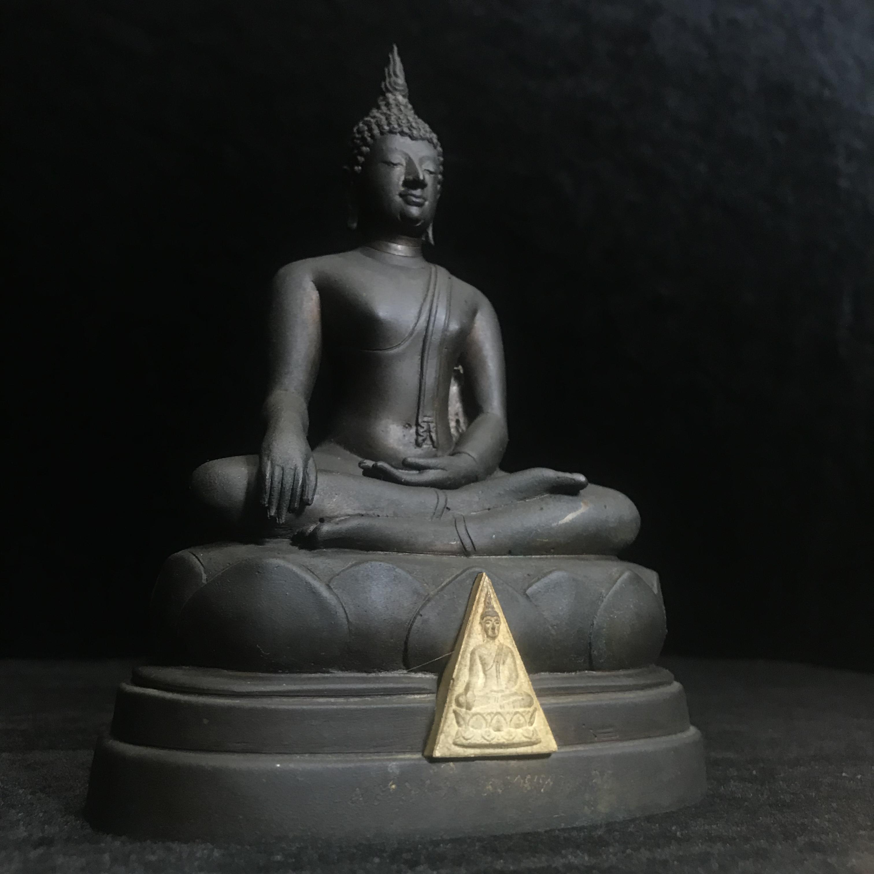 พระวุฒิจิตรลดามหามงคล ปี2542 หน้าตัก 3.5นิ้ว(อีก1ของดีที่หายาก)