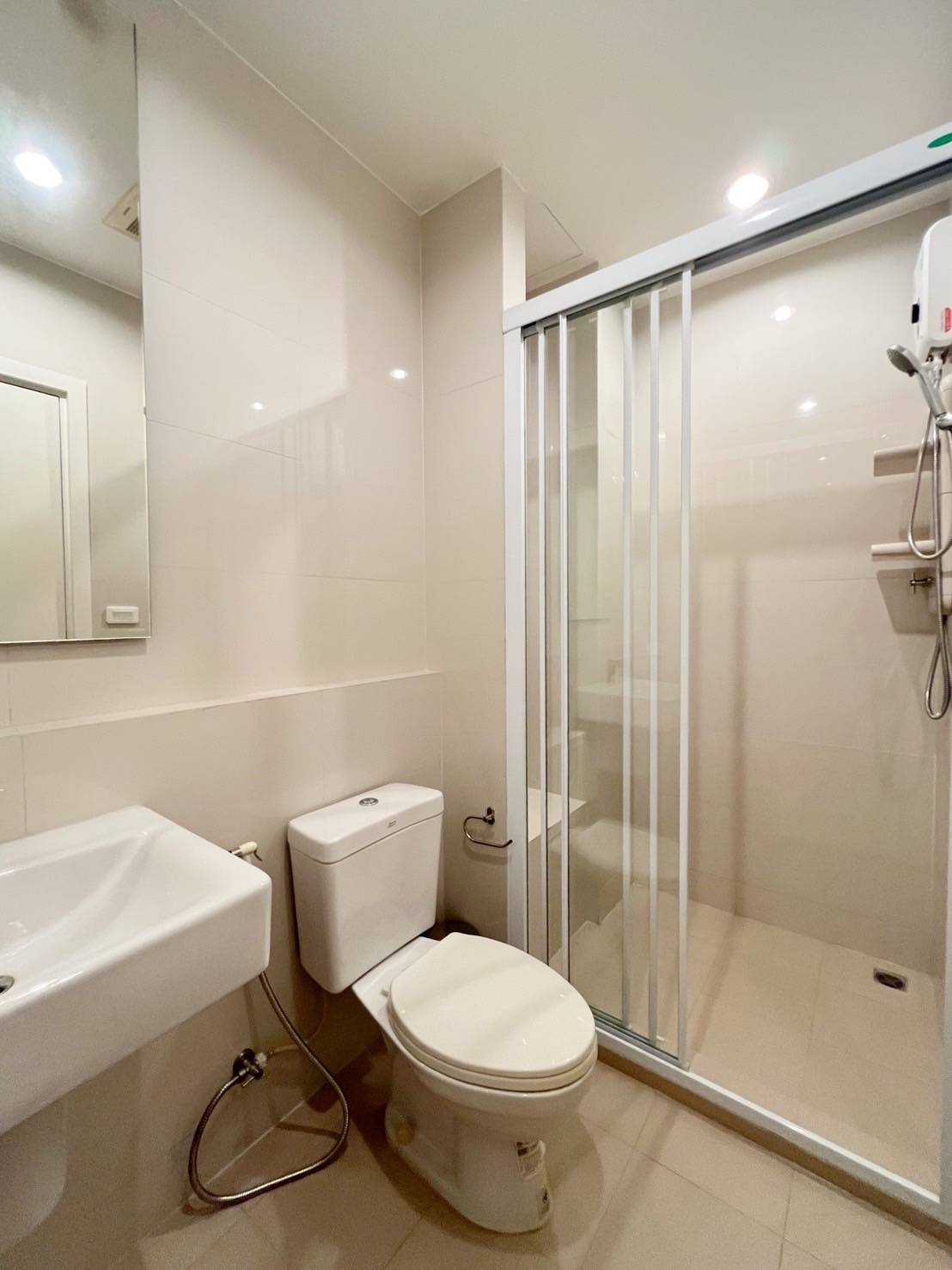 For Sales : Bypass road, The Base Uptown, 1 Bedroom 1 Bathroom, 3rd flr.