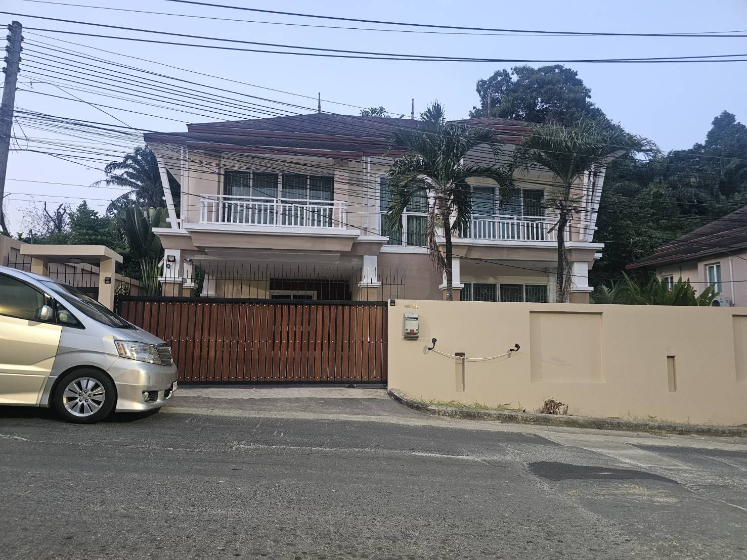 For Rent : Ratsada, 2-Storey House, 4 bedrooms 4 bathrooms