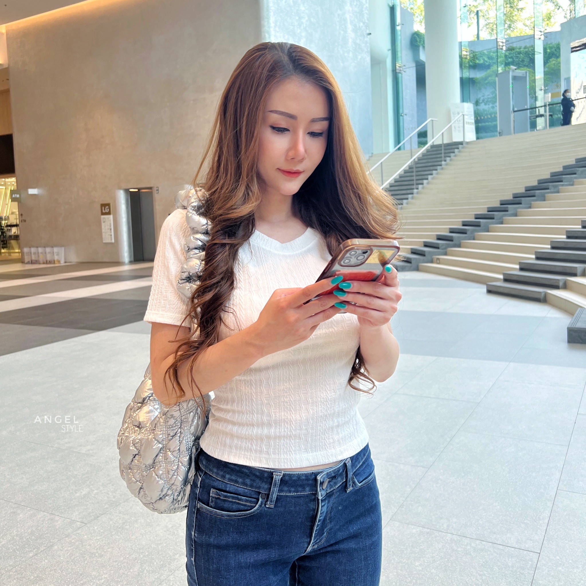 คอกลมไหมพรม