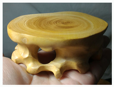 ฐานหรือกี๋ไม้boxwood เล็กๆ อันละ