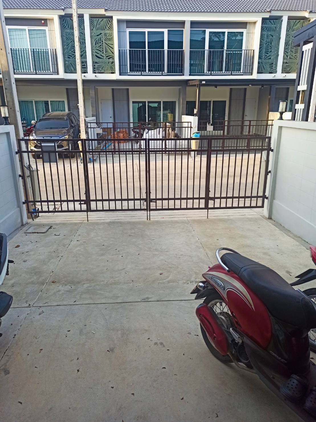 For Rent : Thalang, 2-Storey Town Home, 3 Bedrooms 3 Bathrooms