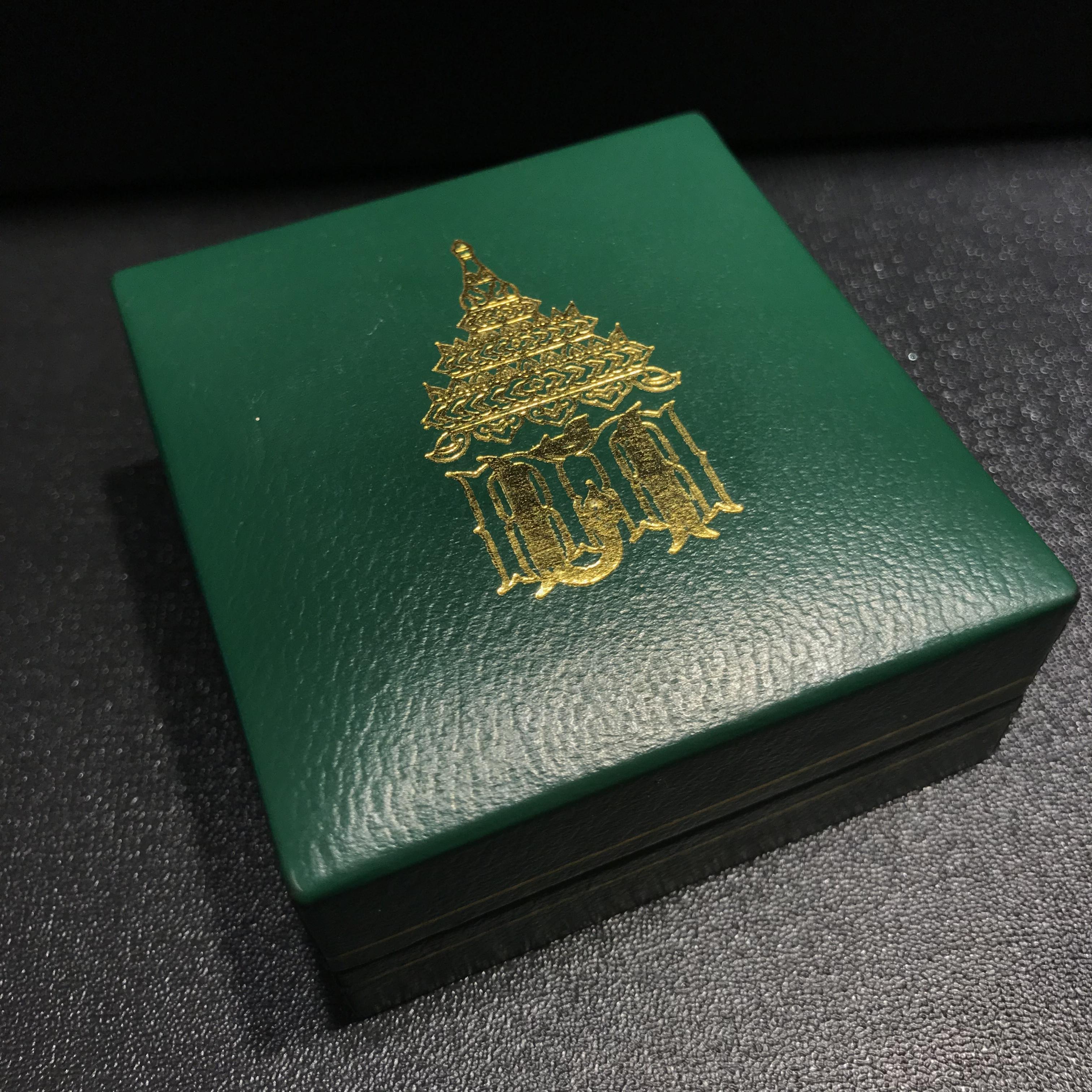 หลวงพ่อโสธร รุ่นกรมศุลกากร 120ปี พ.ศ.2537 เนื้อเงิน