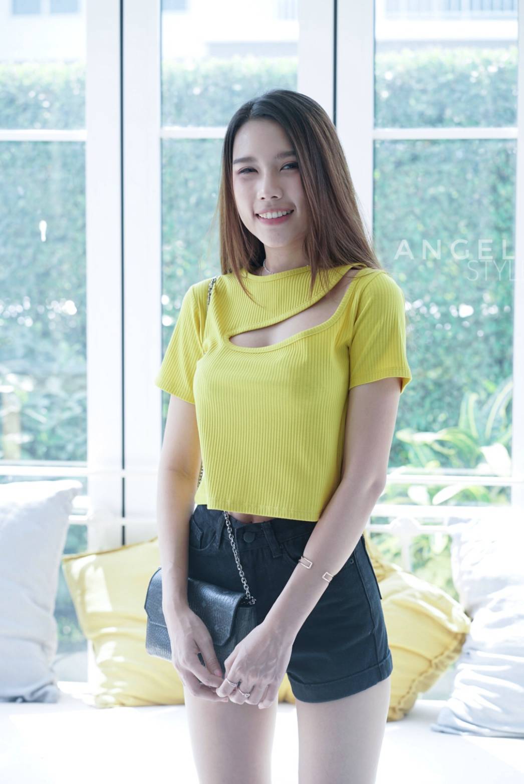 ครอปไหล่โหว่